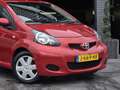 Toyota Aygo 1.0-12V Cool|Airco|El.Ramen|APK|AUX|Lage KM|5 dr Rot - thumbnail 4