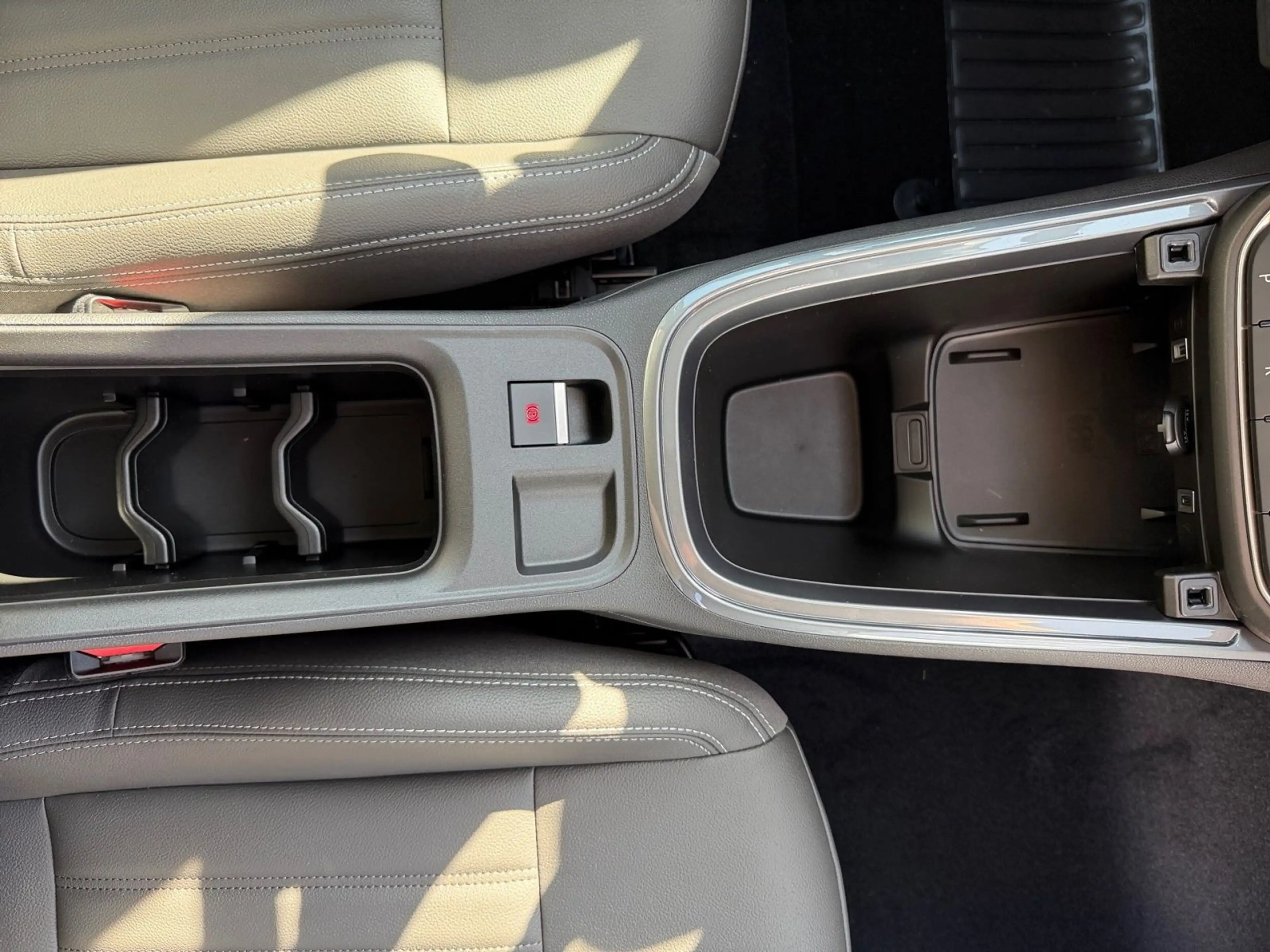 Fiat 600 1.2 La Prima Hybrid — photo 15
