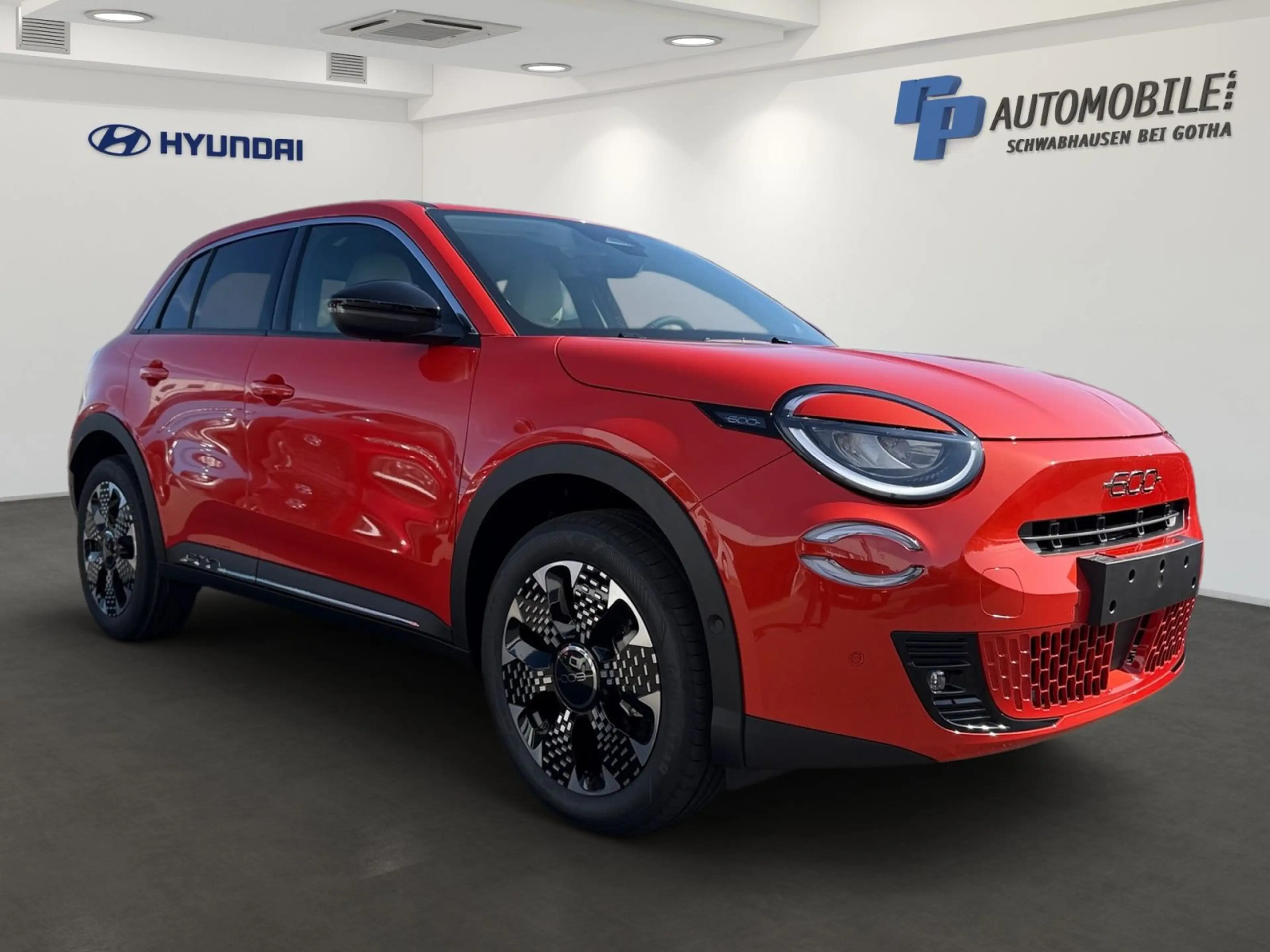 Fiat 600 1.2 La Prima Hybrid — photo 2