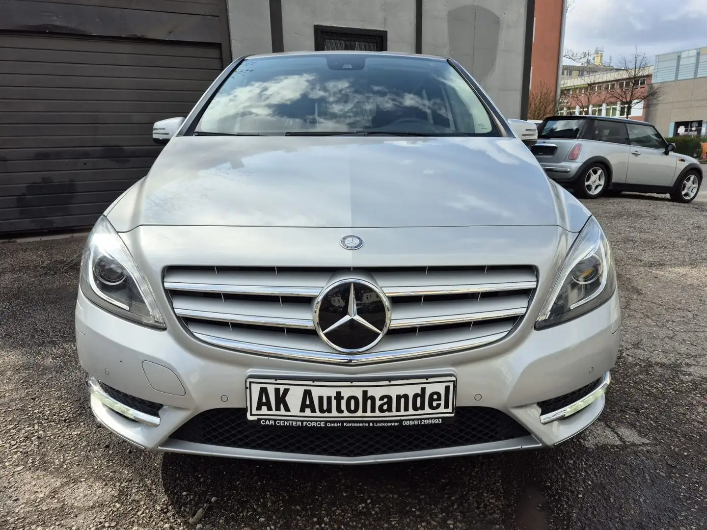 Mercedes-Benz B 250 Aut Bi-Xenon Tempo Memory Argent - 2