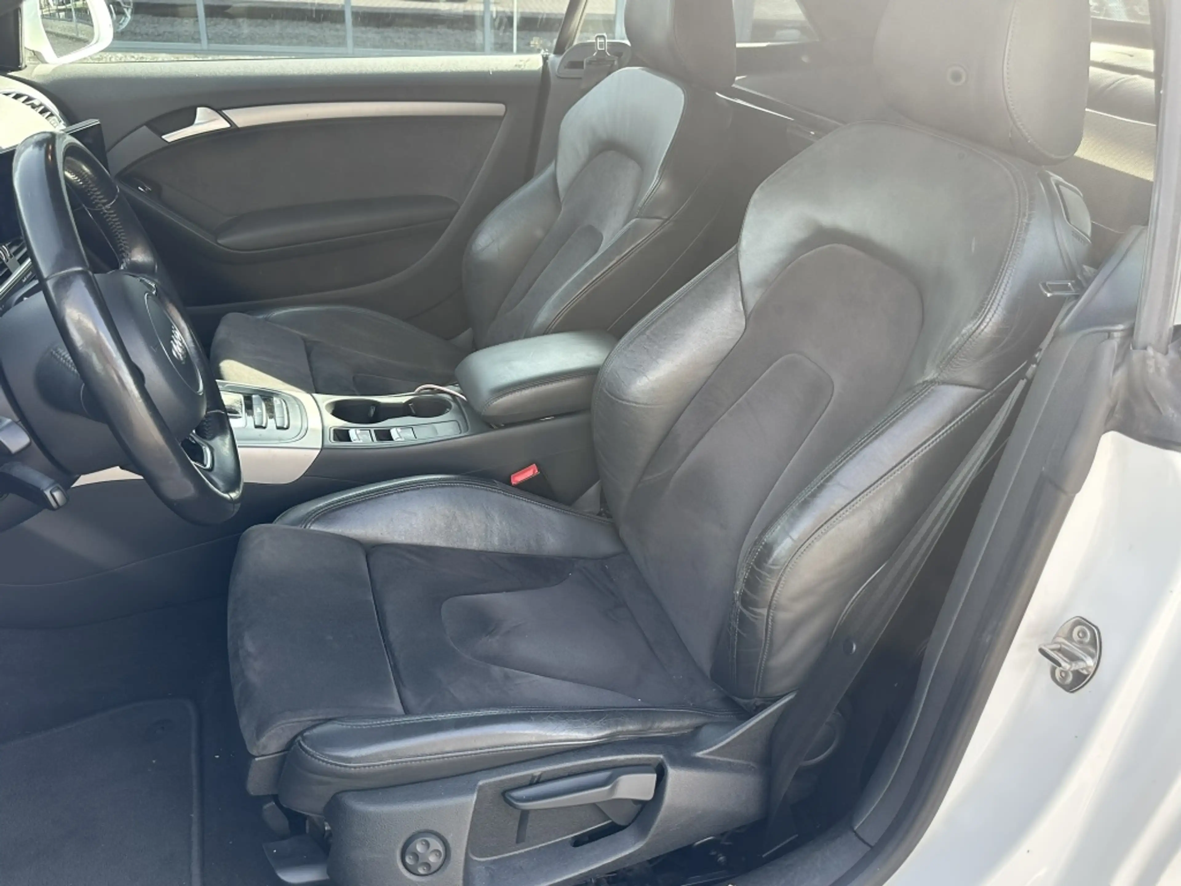 Audi A5 1.8 TFSI 170pk Cabrio / Trekhaak / Cruise / Motor — photo 6
