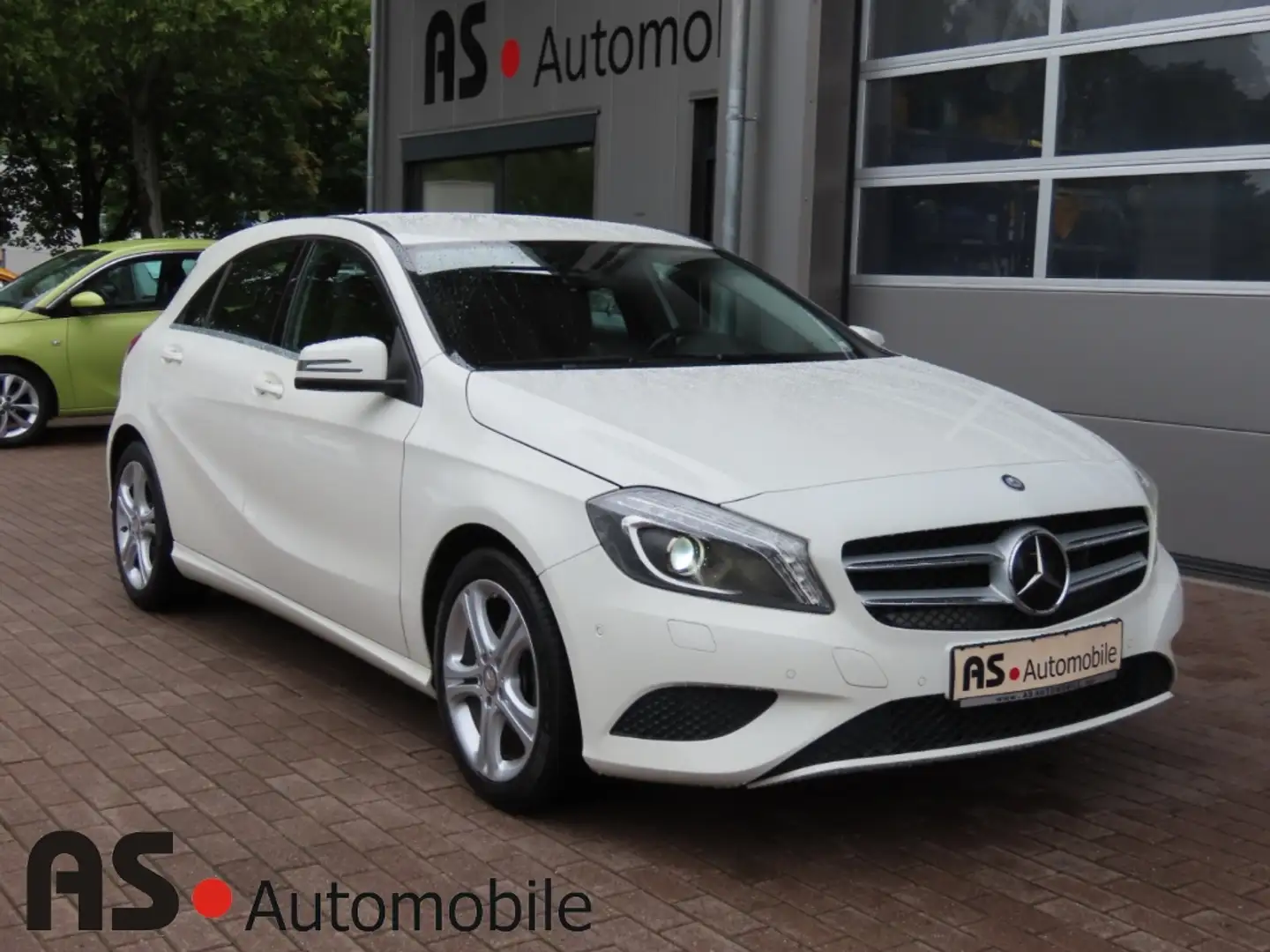 Mercedes-Benz A 180 CDI 2.Hd*Navi*Bi-Xenon*SHZ*PDCv+h*8-fach Білий - 1