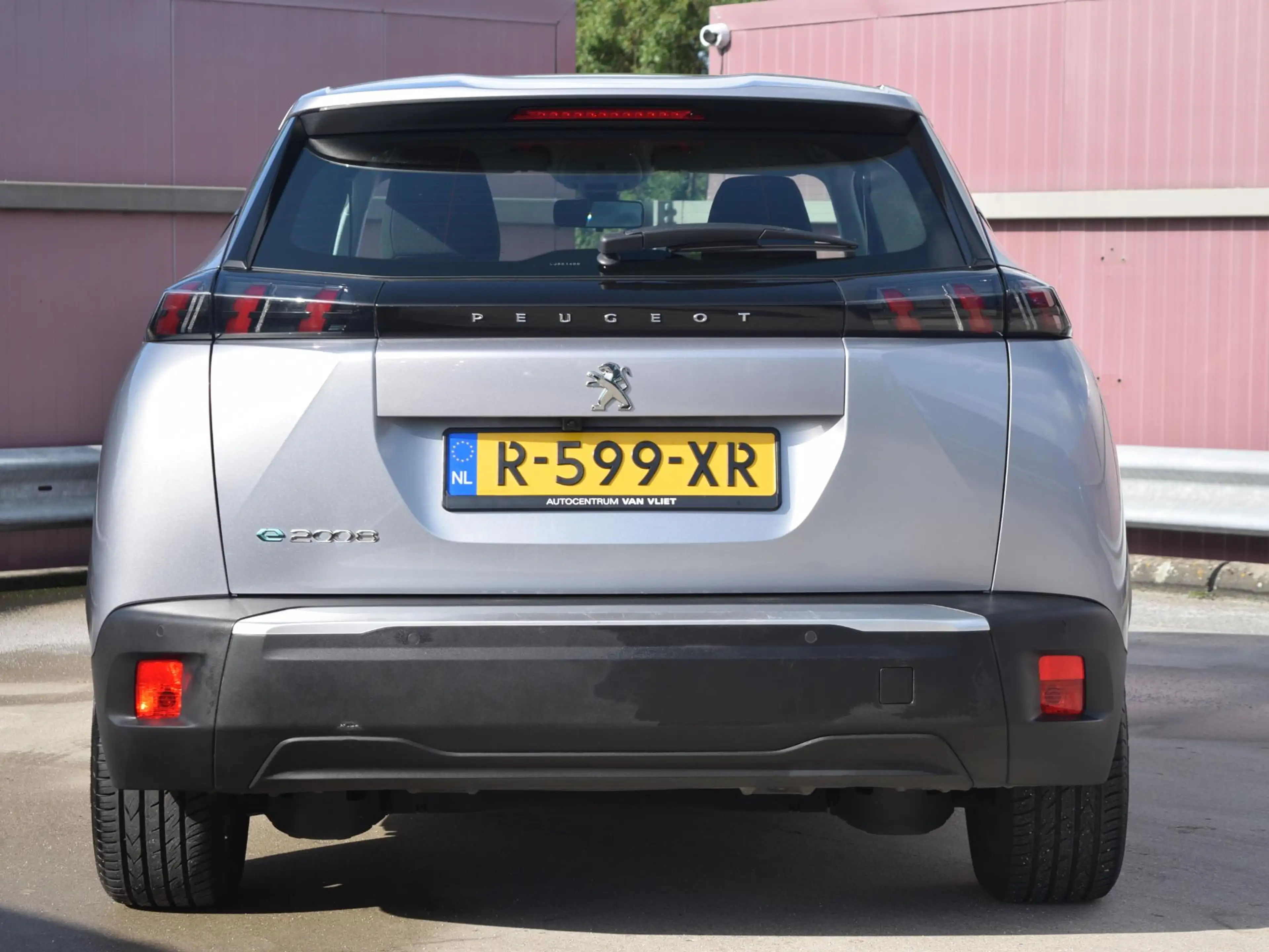 Peugeot e-2008 EV Active 50 kWh | CLIMATE CONTROL | PARKEERSENSOR — photo 5
