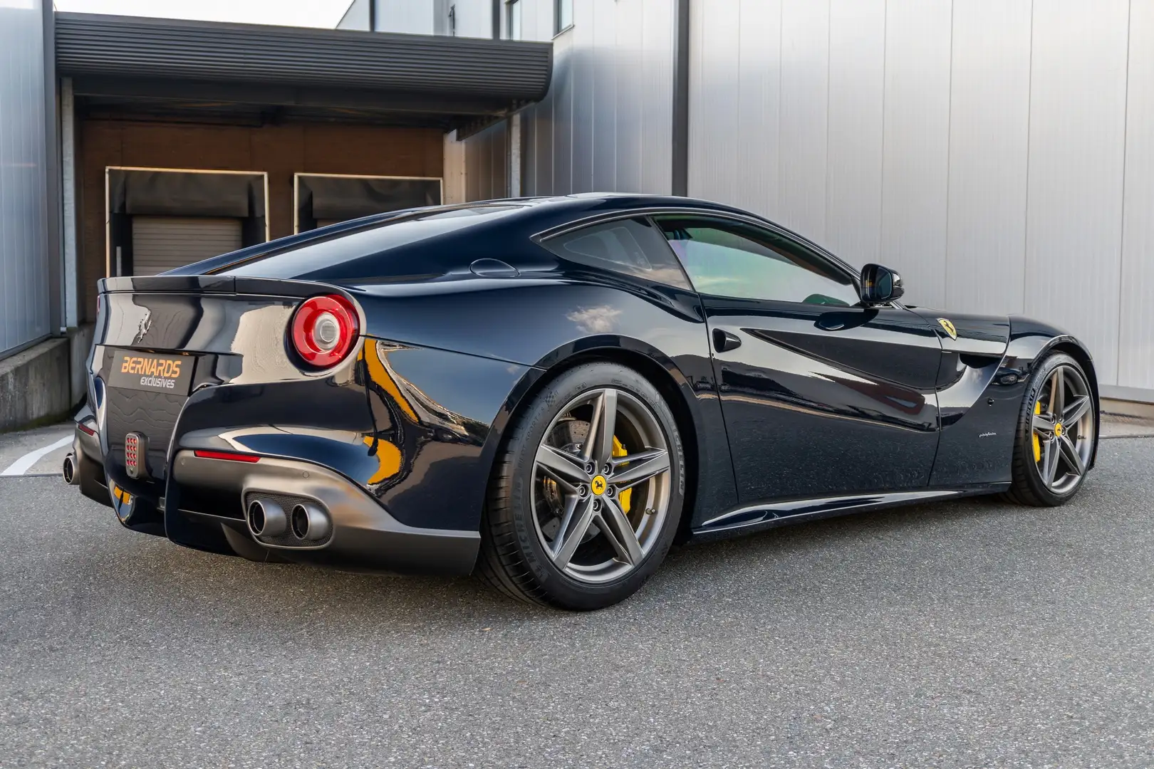 Ferrari F12 Berlinetta Blu Pozzi - Novitec Exhaust - KW - XPEL Синій - 2