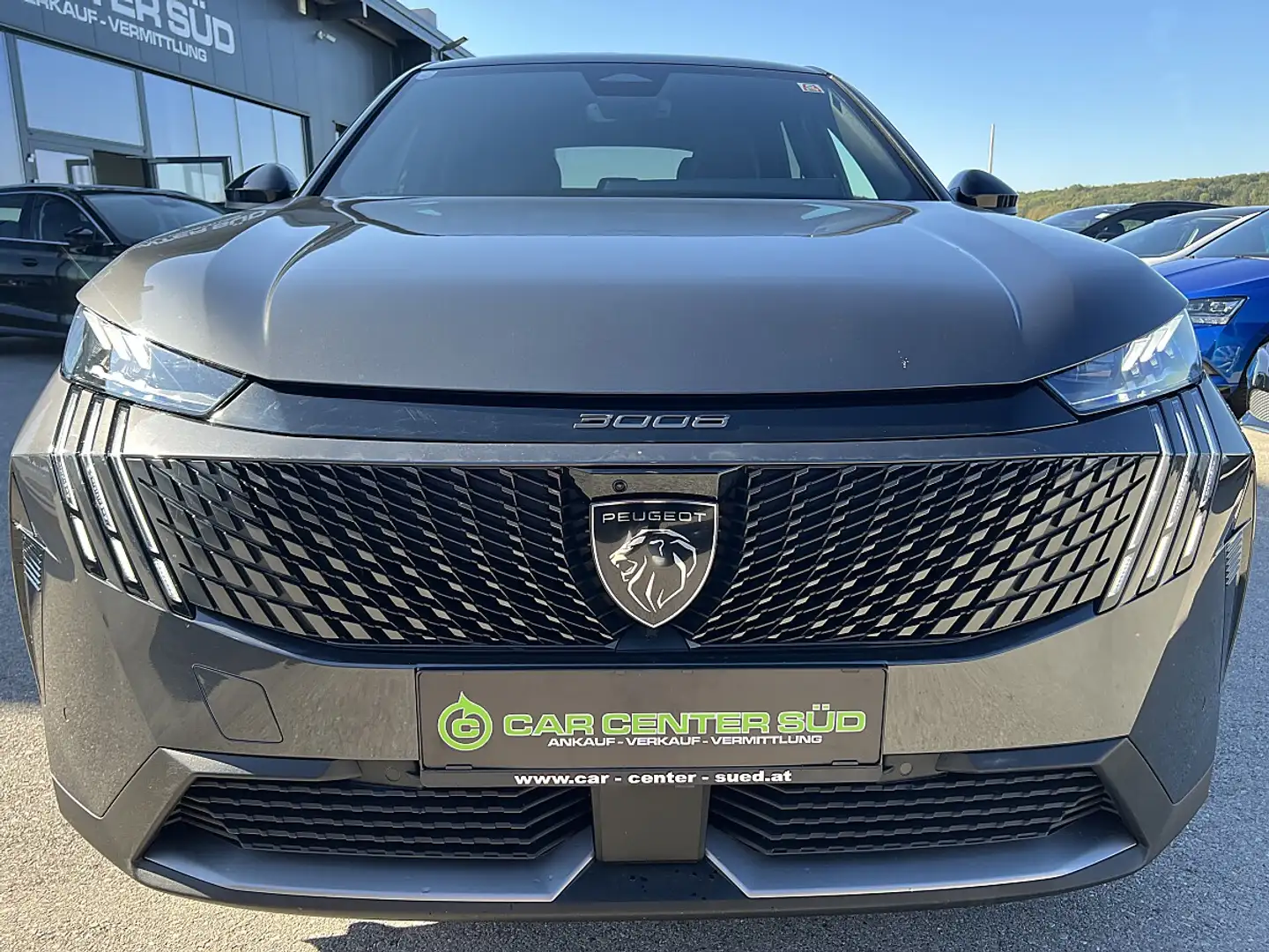 Peugeot 3008 GT 1.2 Hybrid Grau - 2