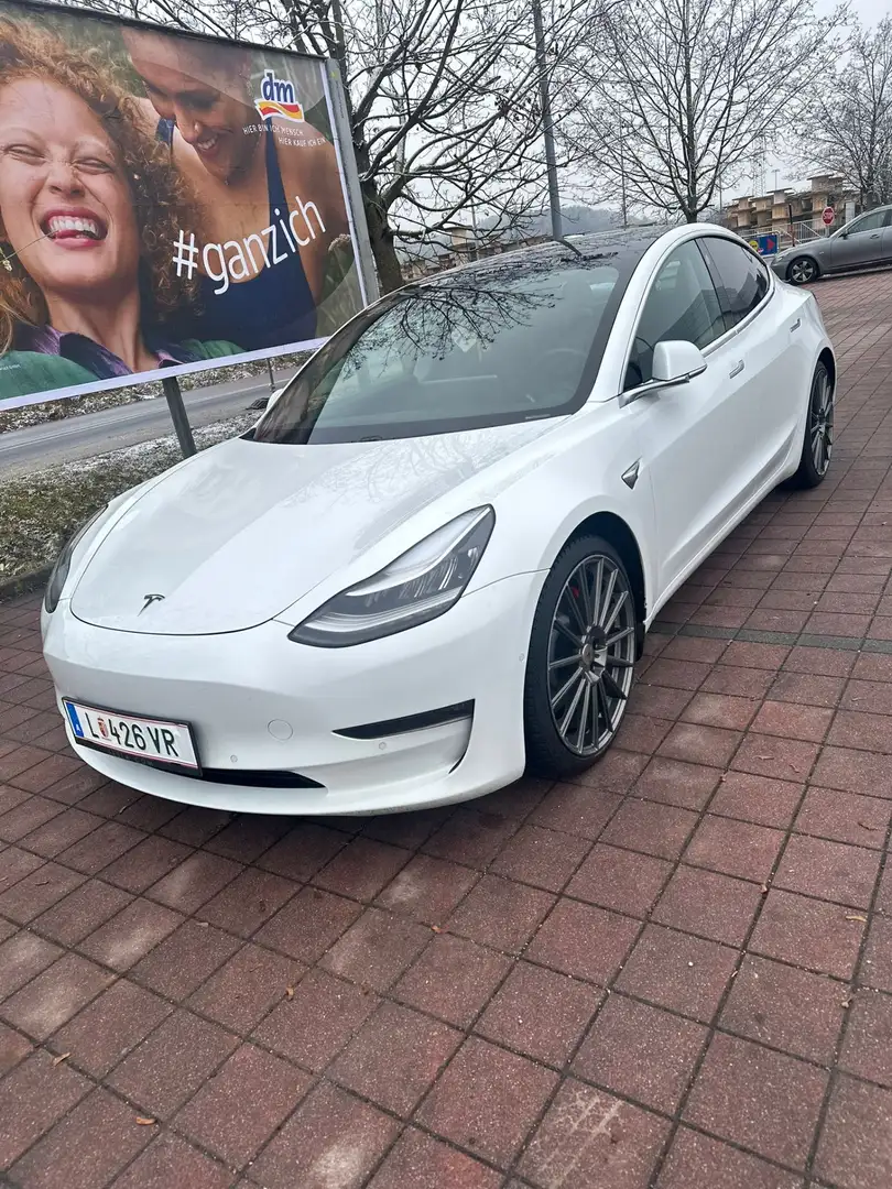 Tesla Model 3 Performance AWD Weiß - 1