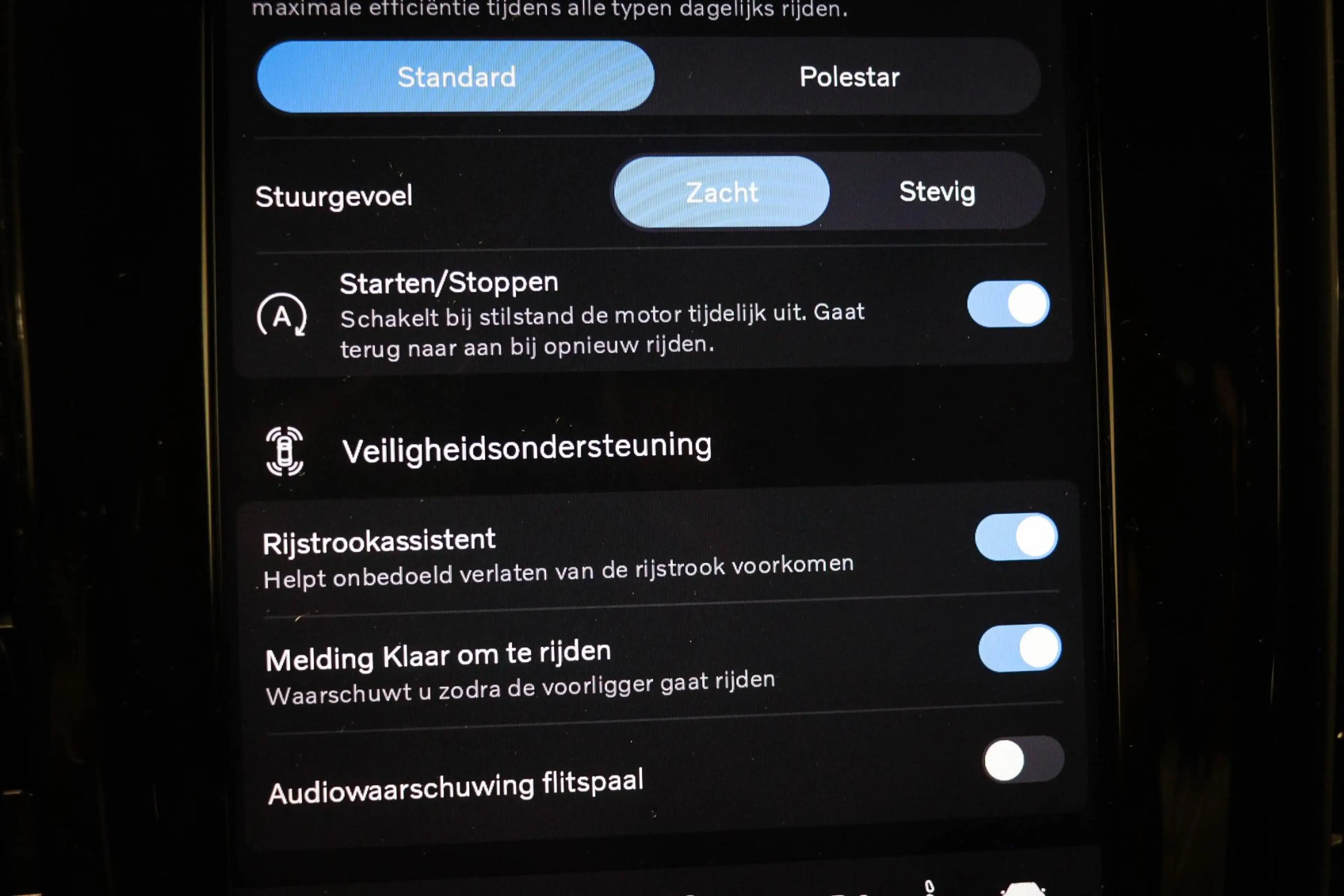 Volvo S90 2.0 B5 Ultimate Dark | Luchtvering | Bower & Wilki — photo 43