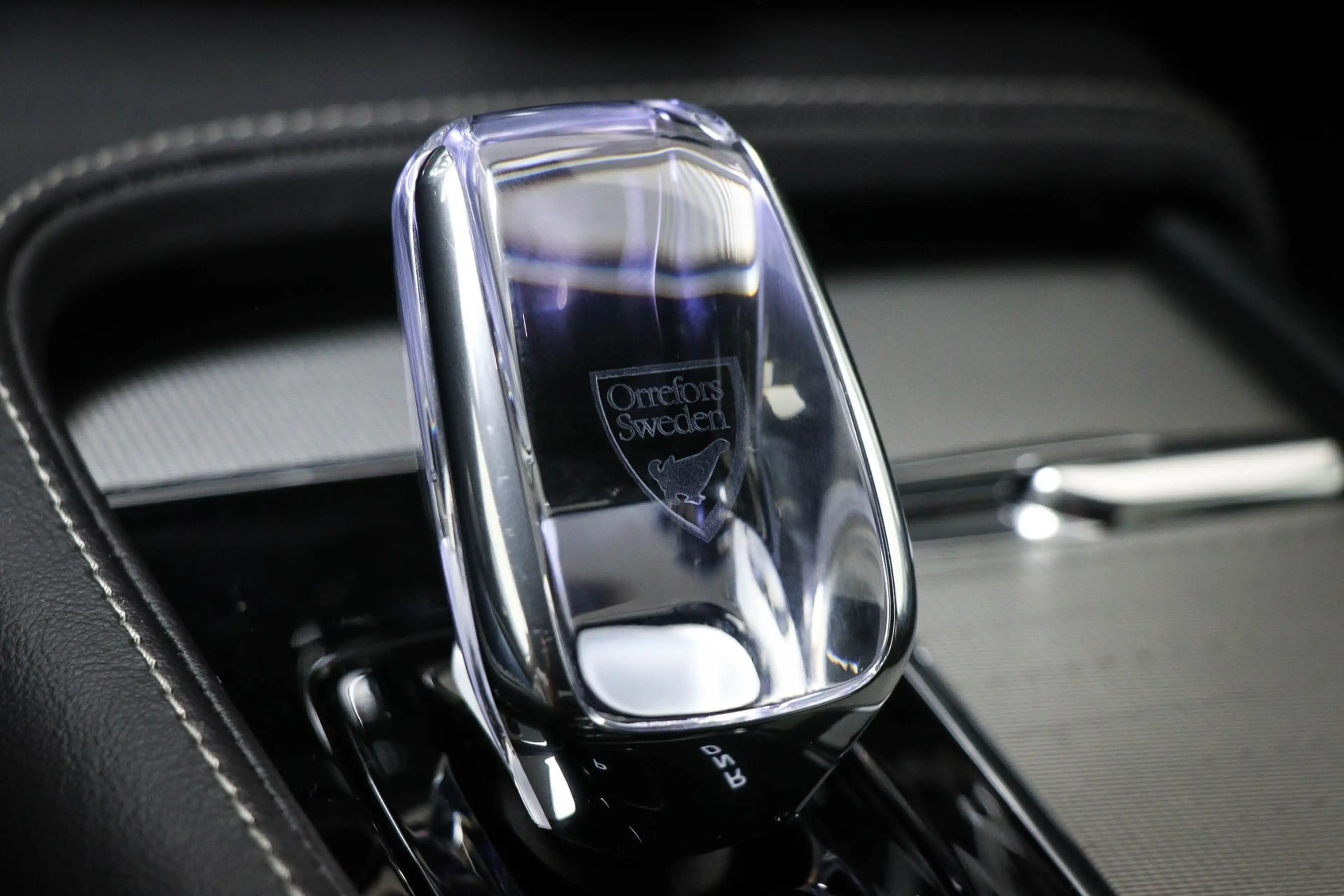Volvo S90 2.0 B5 Ultimate Dark | Luchtvering | Bower & Wilki — photo 38
