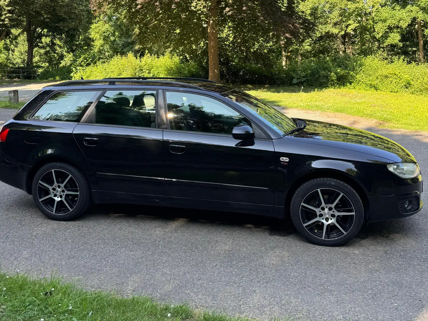 SEAT Exeo Exeo ST 2.0 TDI CR Style Чёрный - 2