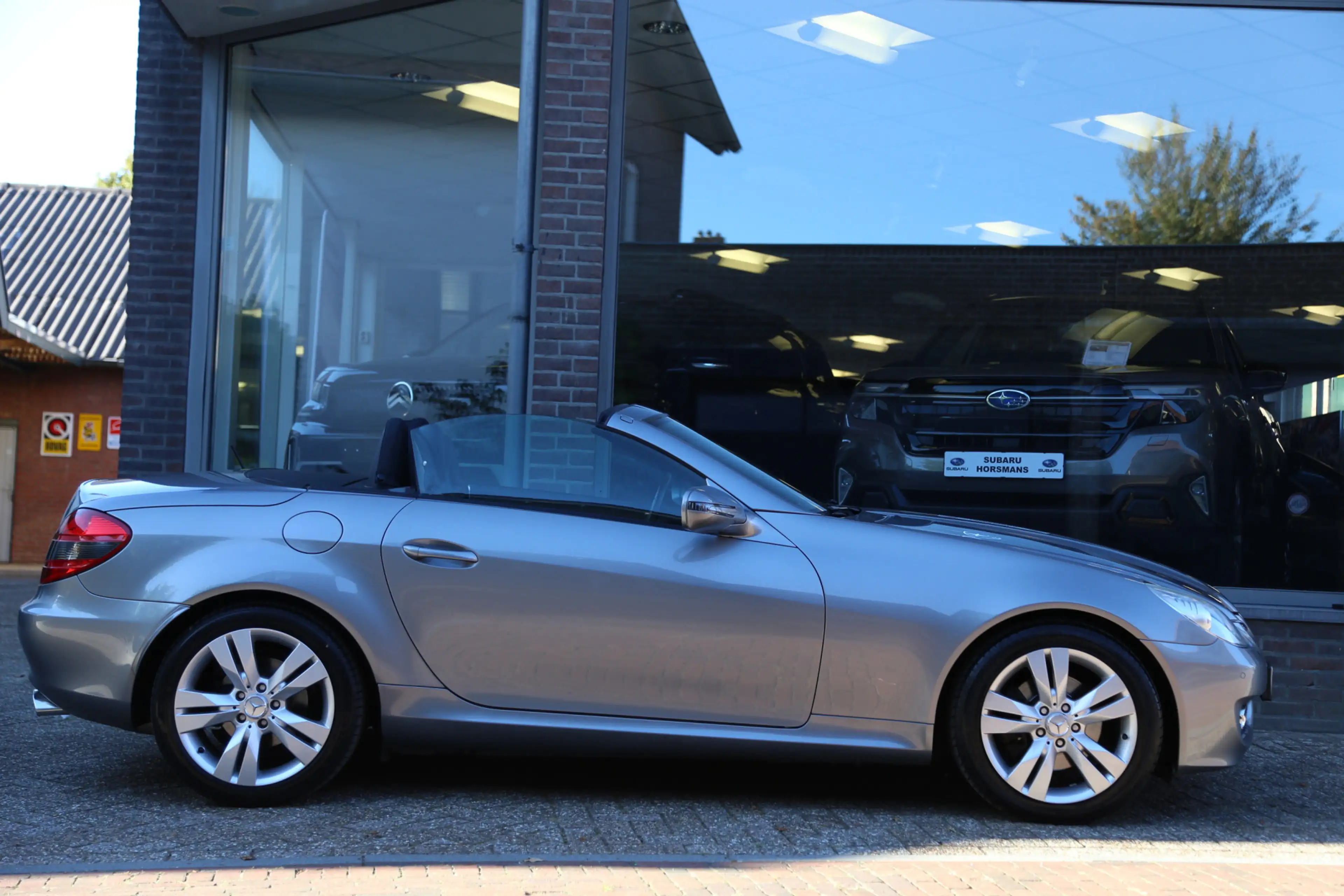 Mercedes-Benz SLK 200 Kompressor Leer 78.000km Dealer OH. — photo 2