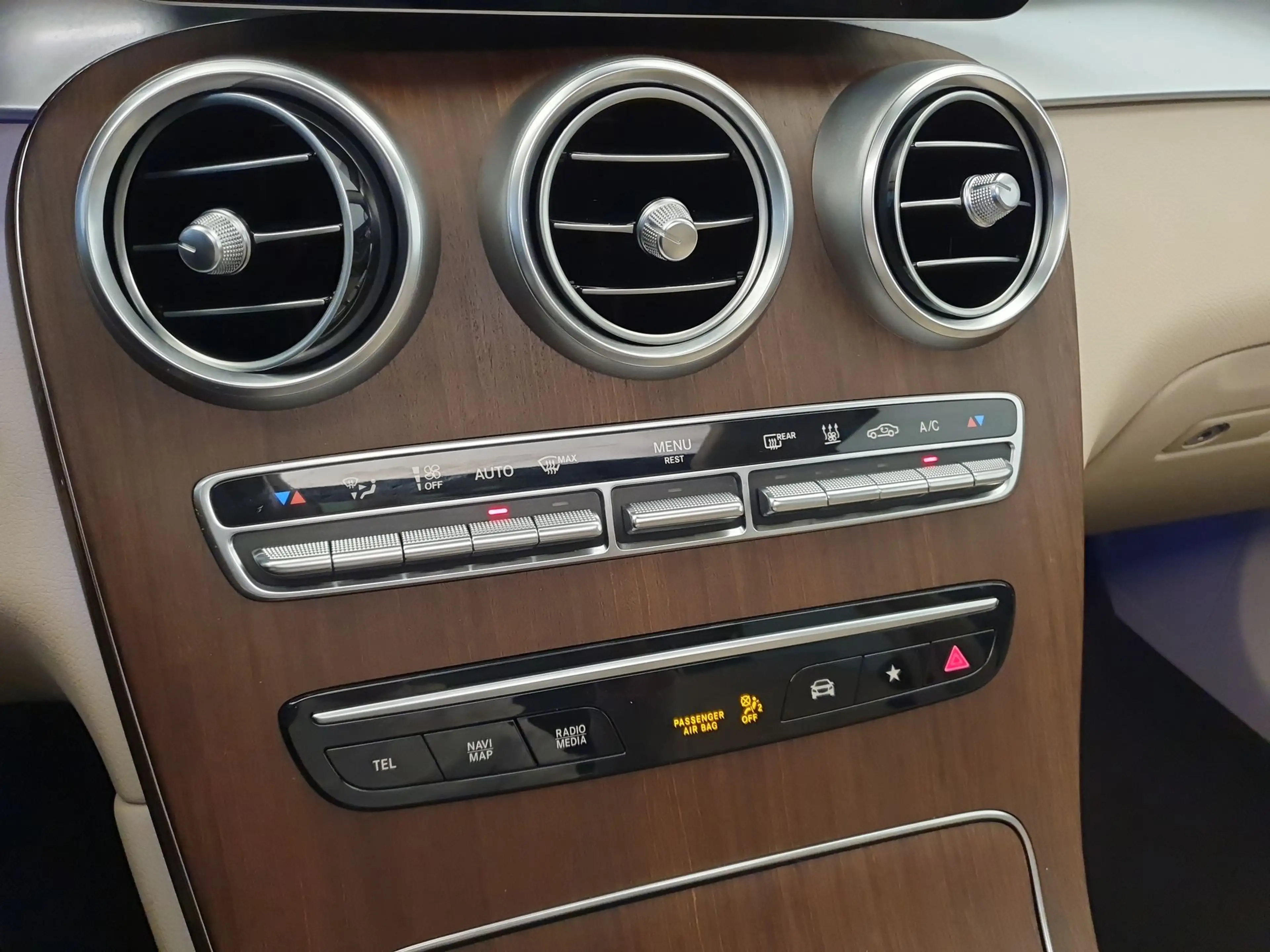 Mercedes-Benz GLC 300 300e 4MATIC Premium Plus Panoramadak, Leder, Burme — photo 24