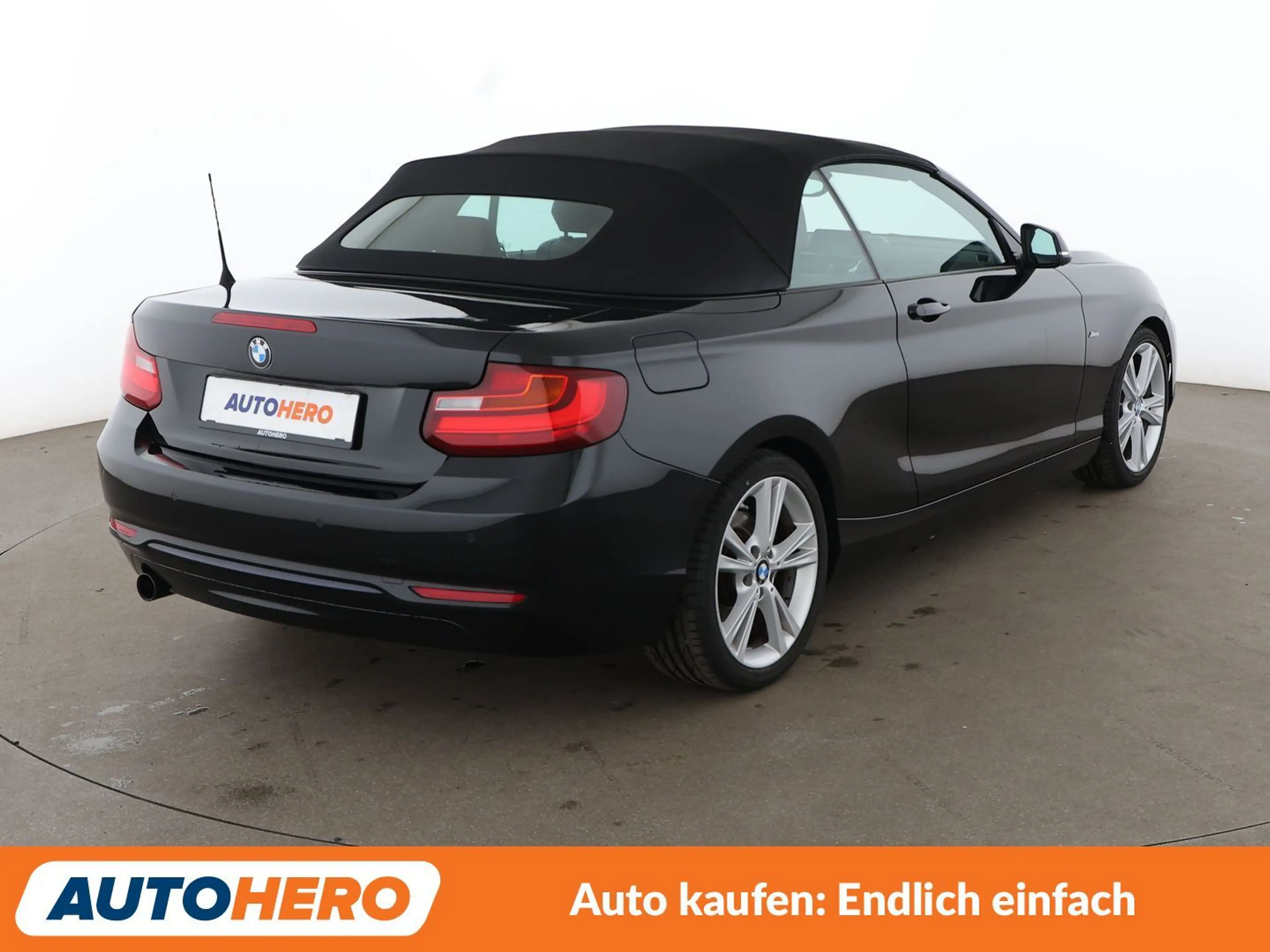 BMW 220 220i Sport Line Aut*NAVI*XENON*TEMPO*PDC*SHZ* — photo 6