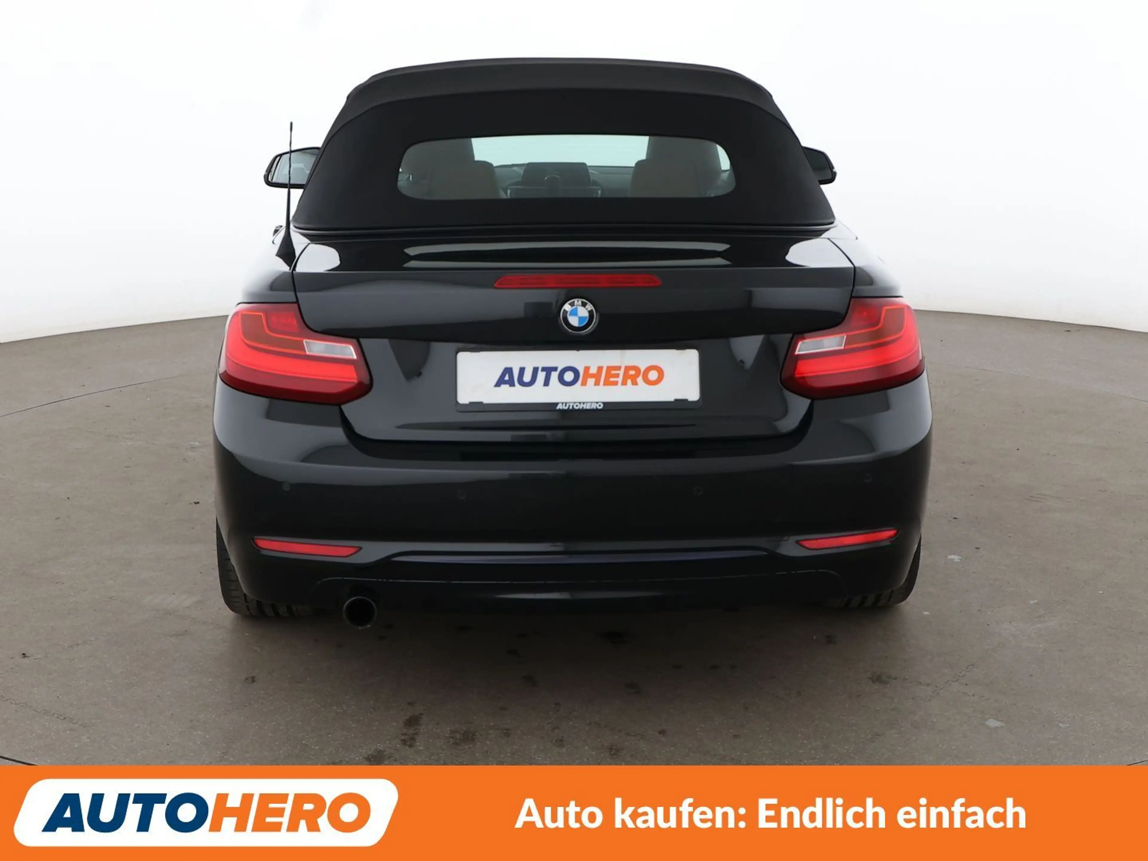 BMW 220 220i Sport Line Aut*NAVI*XENON*TEMPO*PDC*SHZ* — photo 5