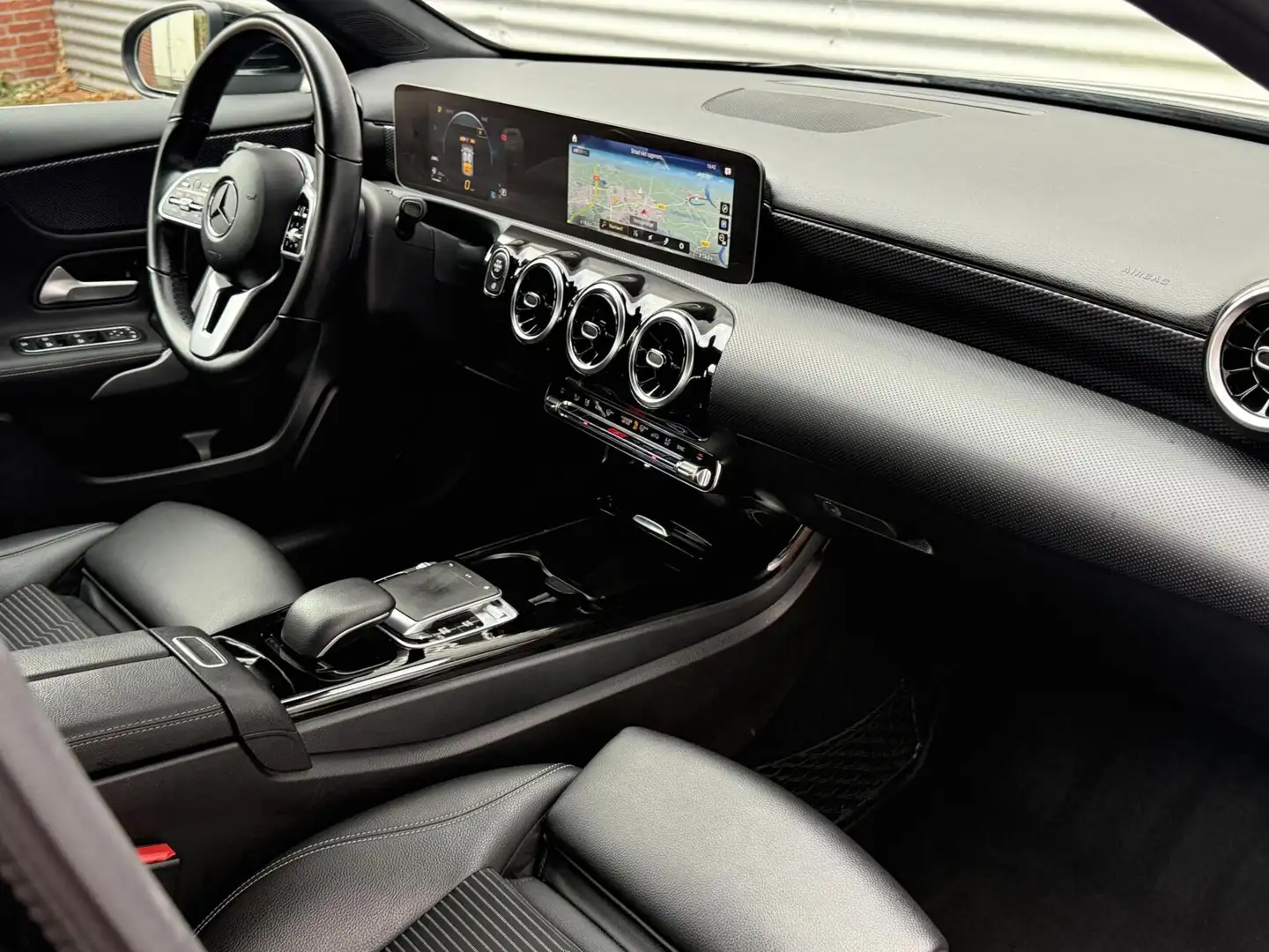 Mercedes-Benz A 180 d Automaat Cruise Navi Camera Pdc 2018 Nieuw Model Zwart - 2