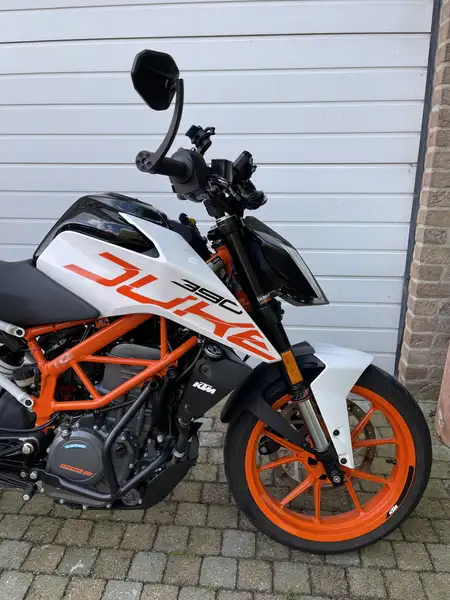 KTM 390 DUKE - foto 3