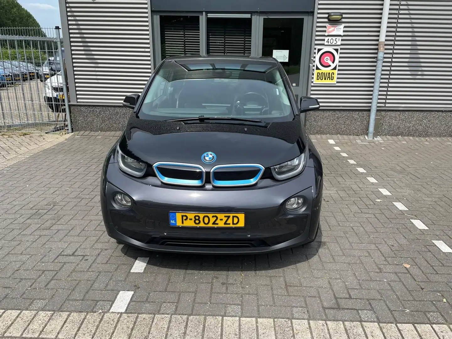 BMW i3 Basis 22 kWh Gri - 2