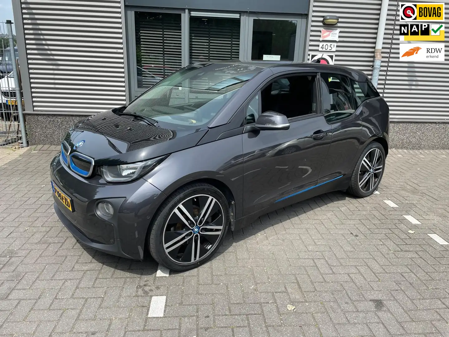 BMW i3 Basis 22 kWh Gri - 1