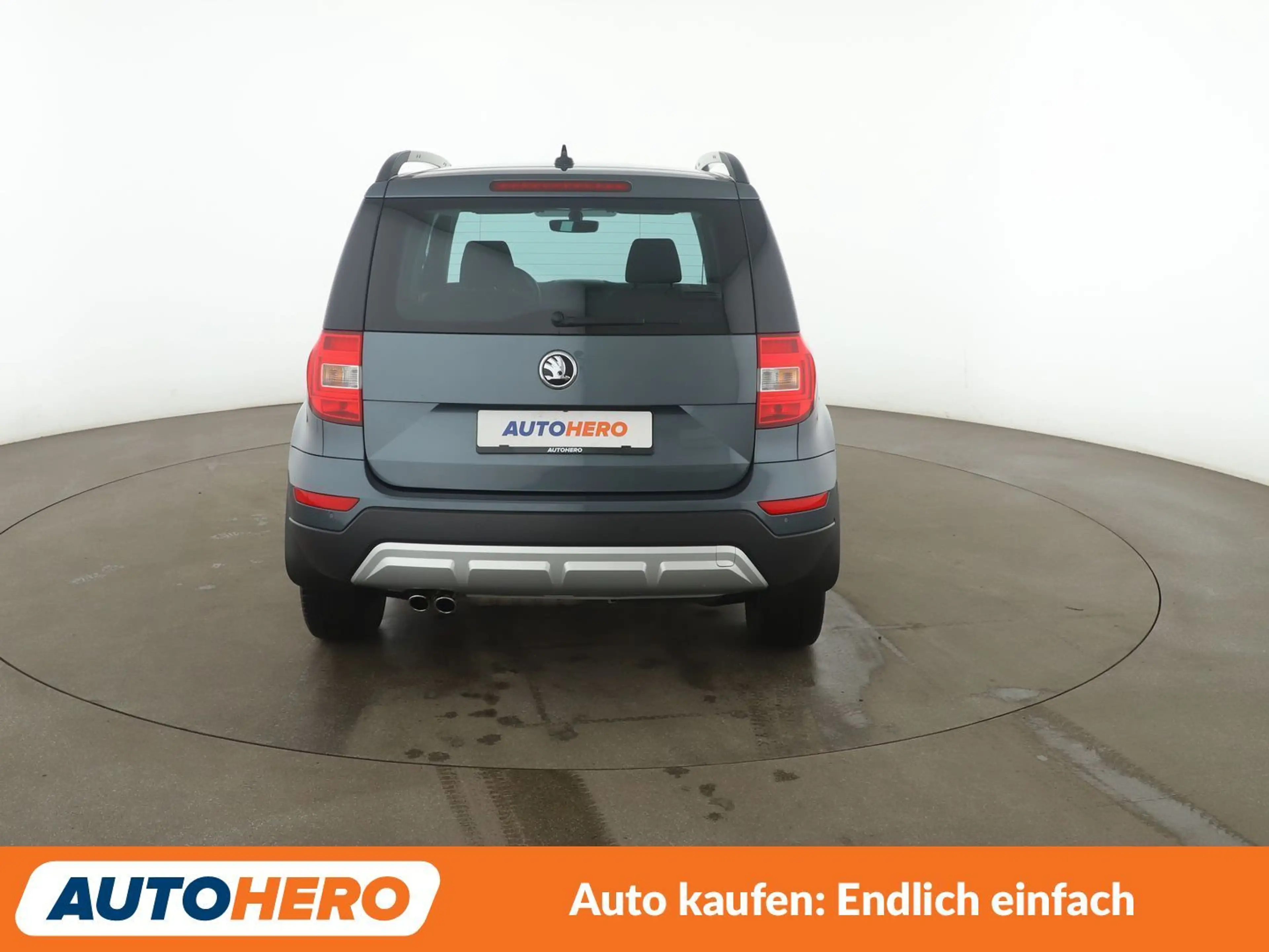 Skoda Yeti 2.0 TDI Ambition Outdoor 4x4*NAVI*XENON*PDC* — photo 5