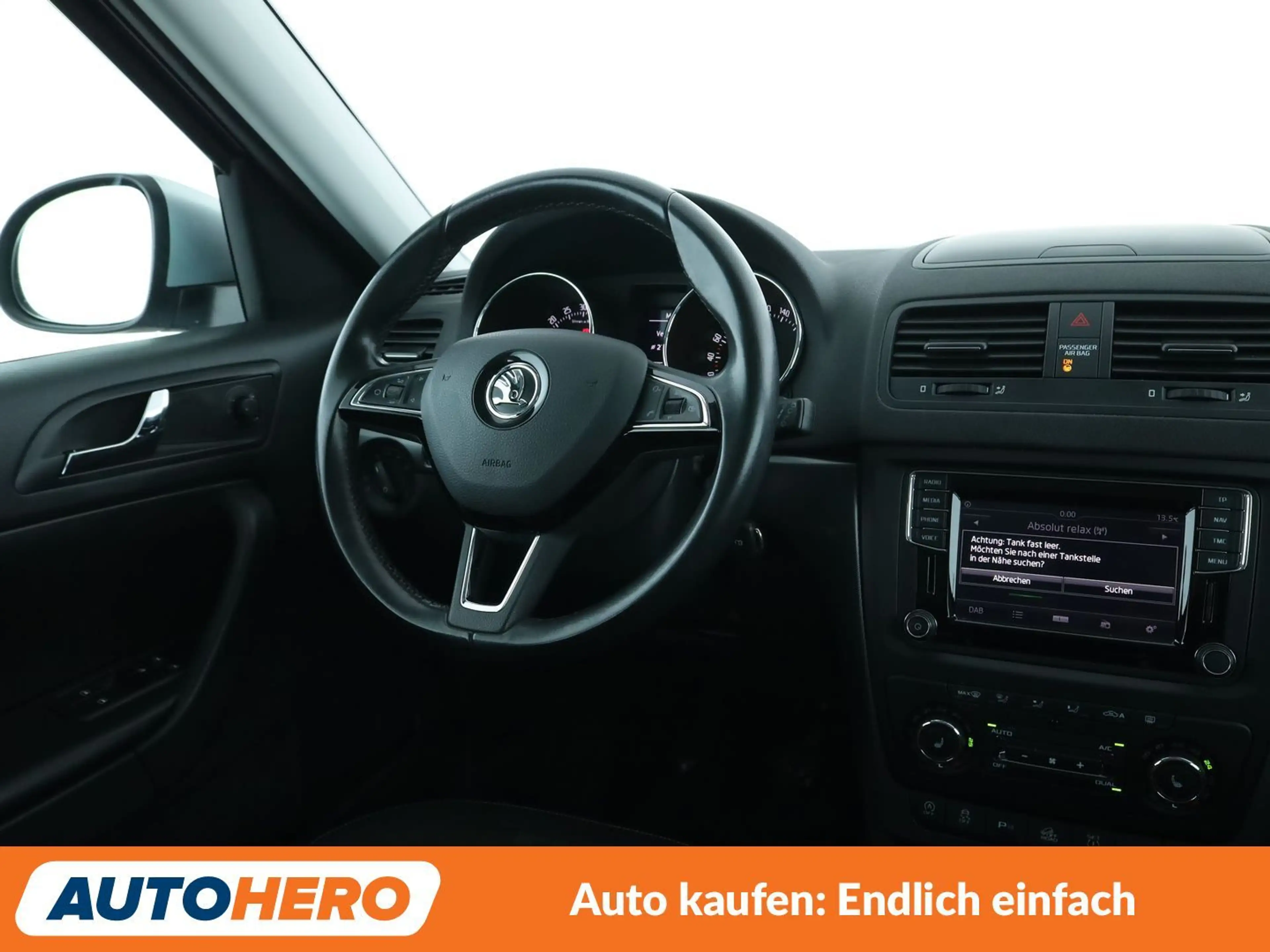 Skoda Yeti 2.0 TDI Ambition Outdoor 4x4*NAVI*XENON*PDC* — photo 13