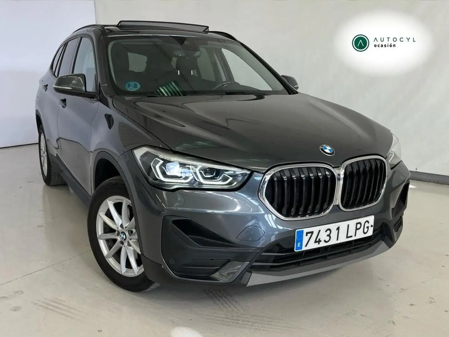 BMW X1 sDrive18i Gris - 1