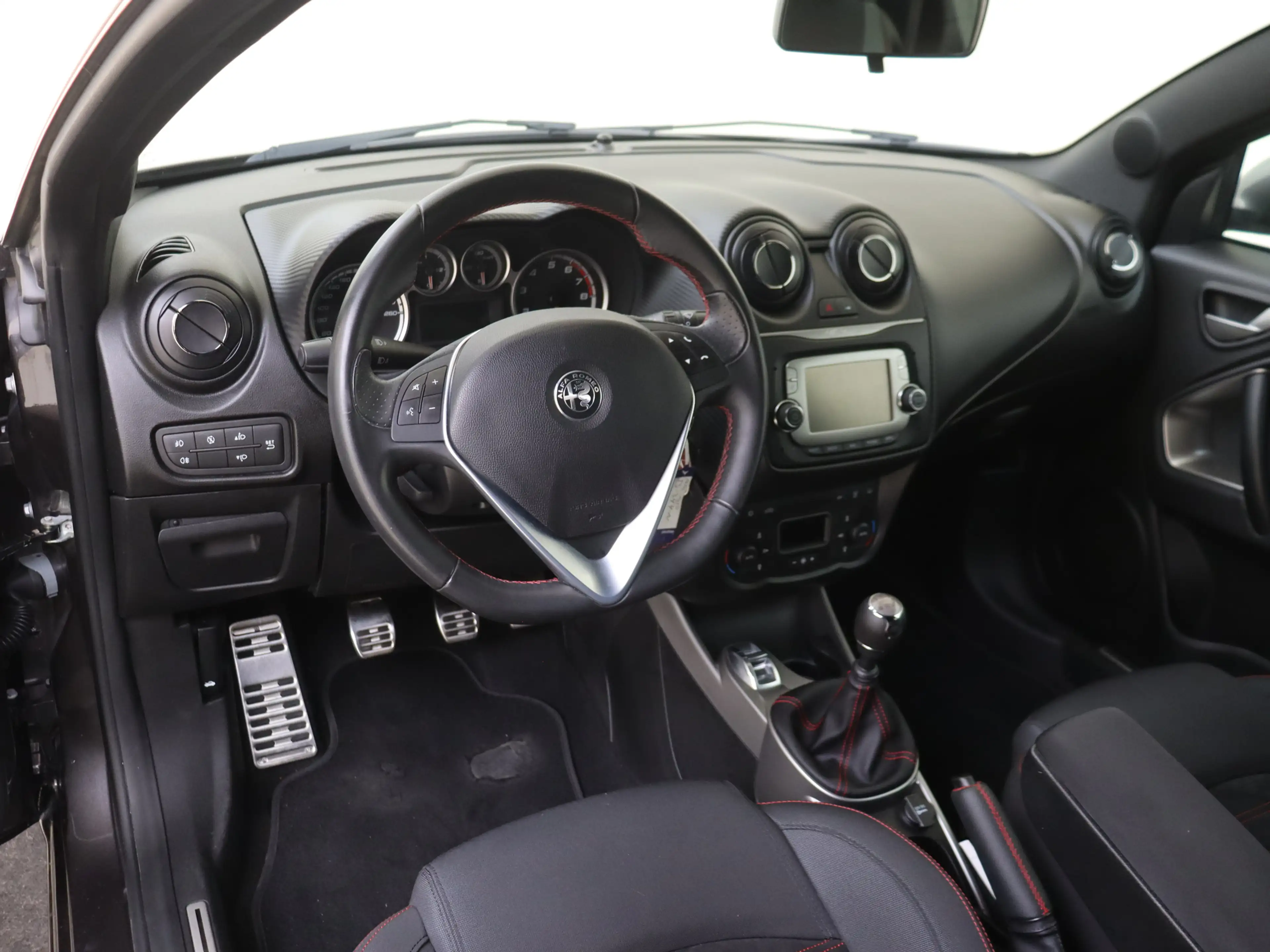 Alfa Romeo MiTo 0.9 TwinAir ECO Super — photo 5