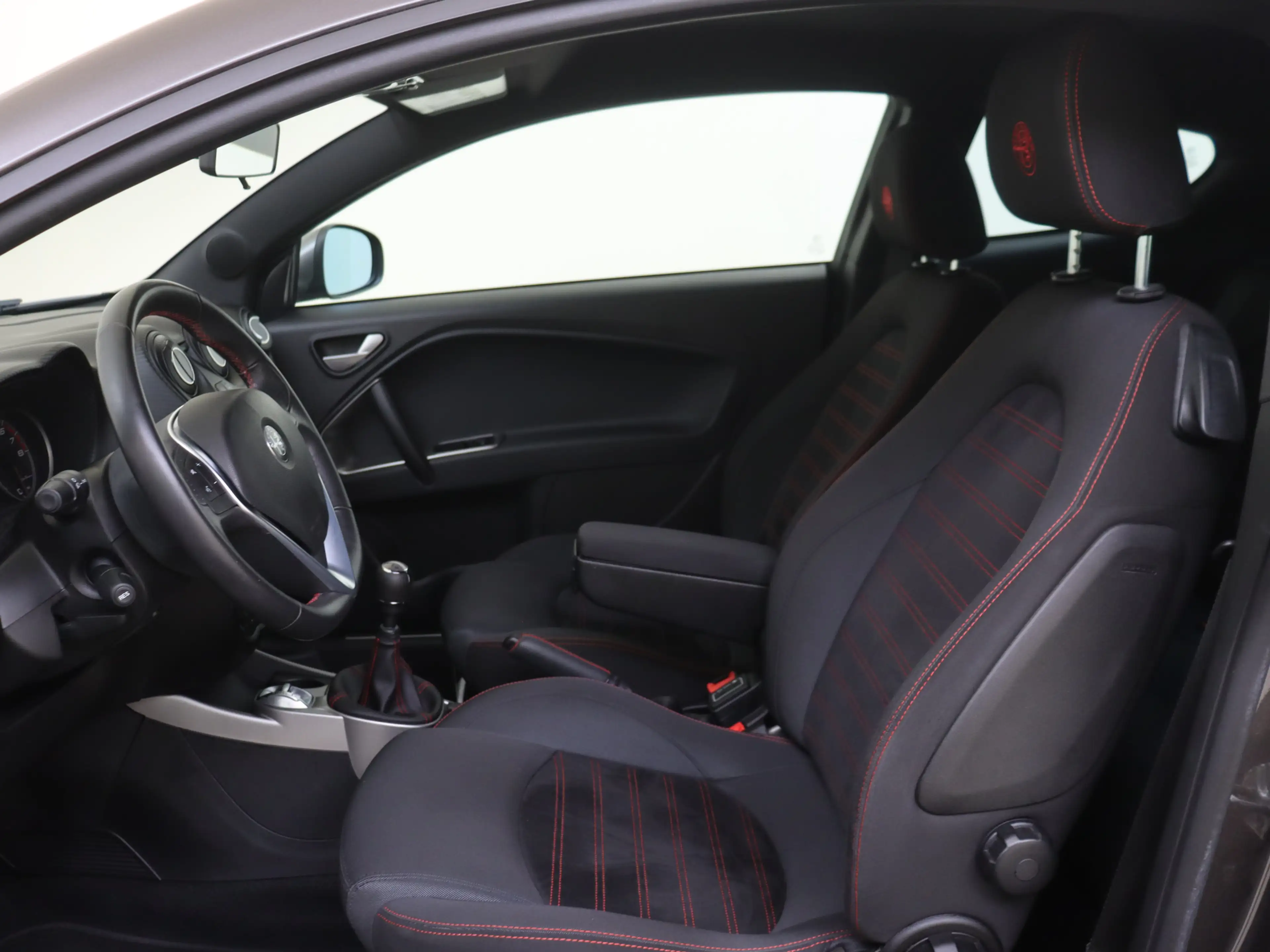 Alfa Romeo MiTo 0.9 TwinAir ECO Super — photo 10
