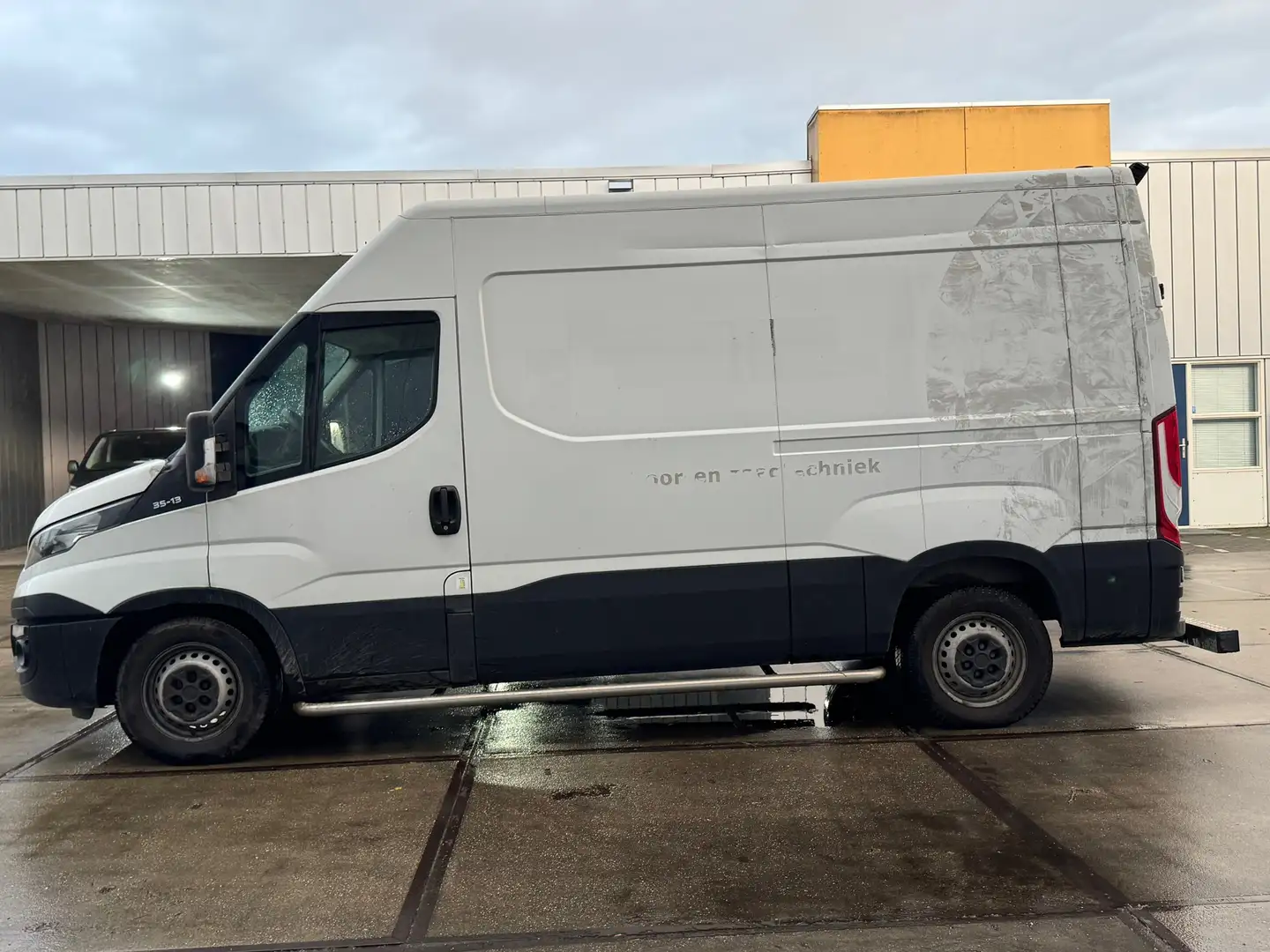 Iveco Daily 35S13V 2.3 352 H3 L - 2