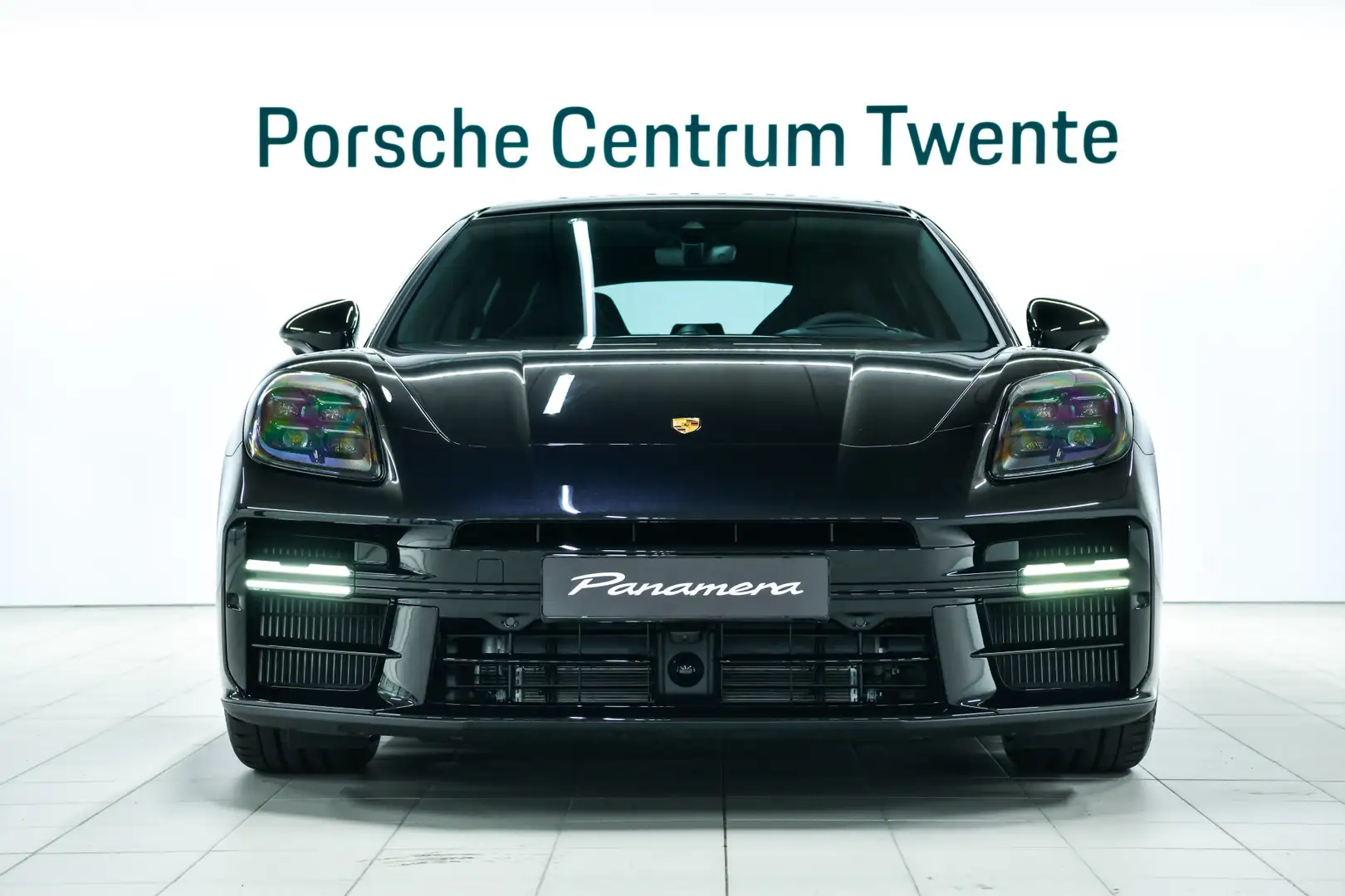 Porsche Panamera 4 E-Hybrid Zwart - 2