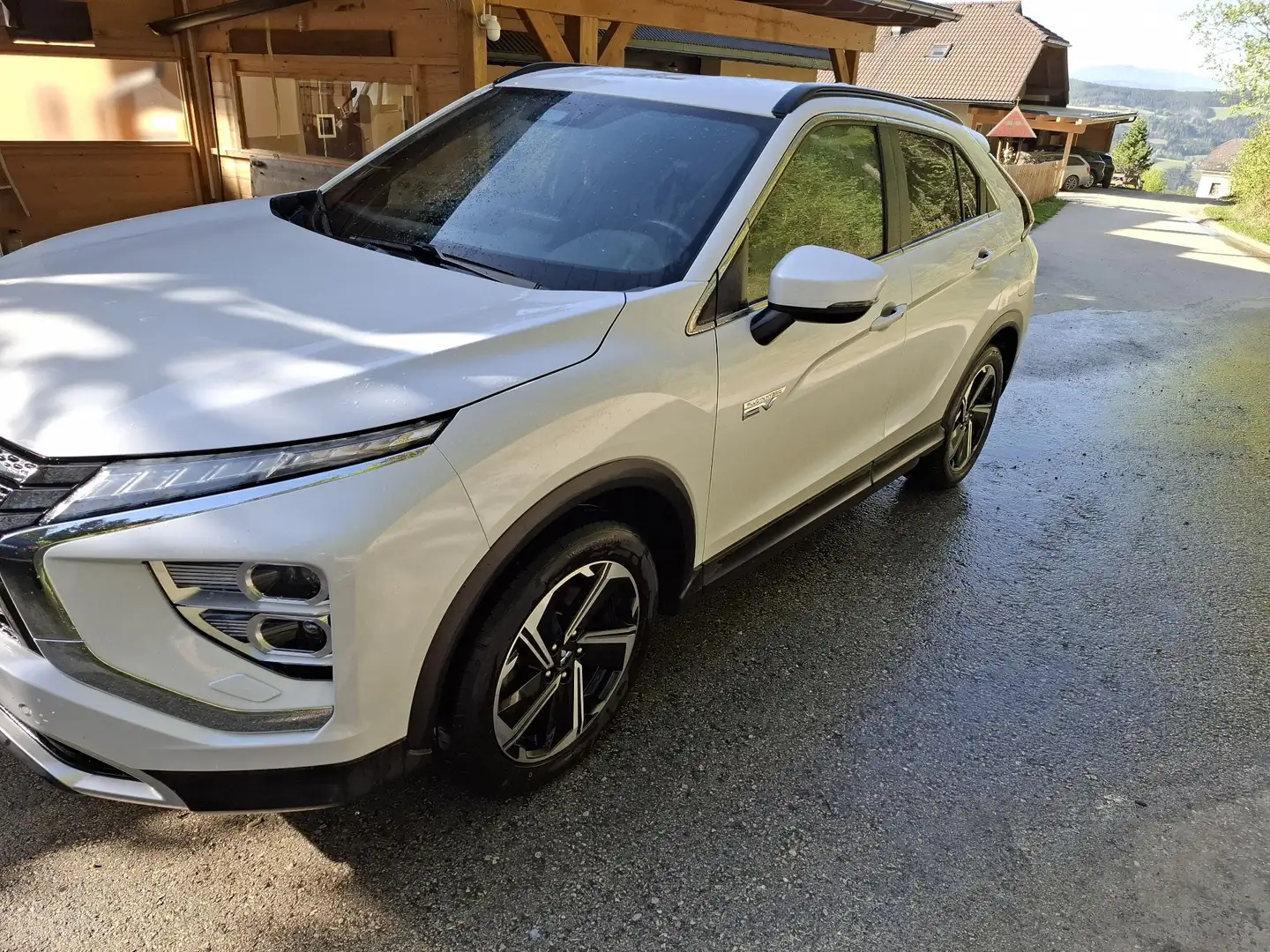 Mitsubishi Eclipse Cross 2,4 PHEV 4WD Diamond CVT Aut. - 2
