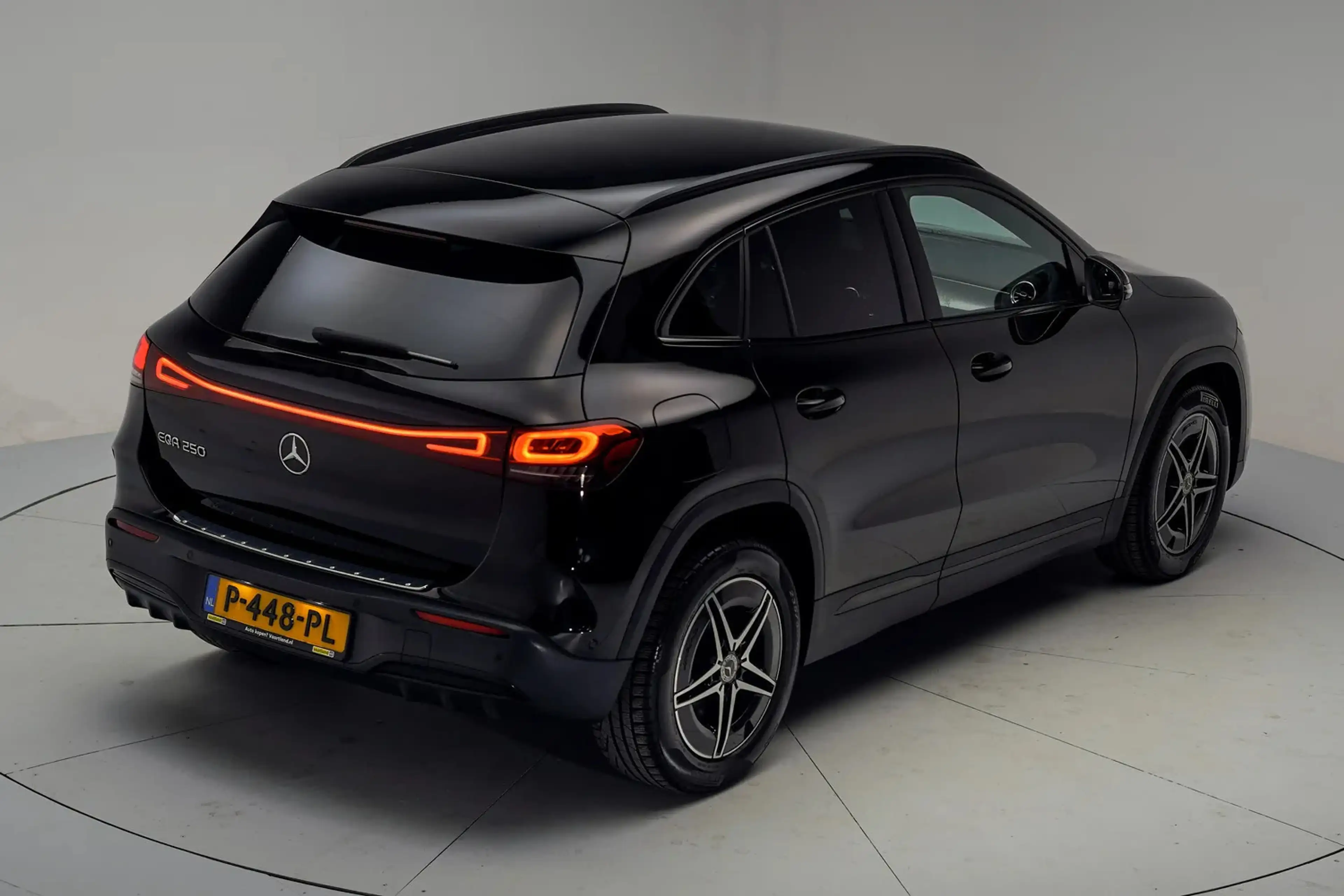 Mercedes-Benz EQA 250 AMG Business Solution 67kWh 3 fase [ LED Stoelverw — photo 13