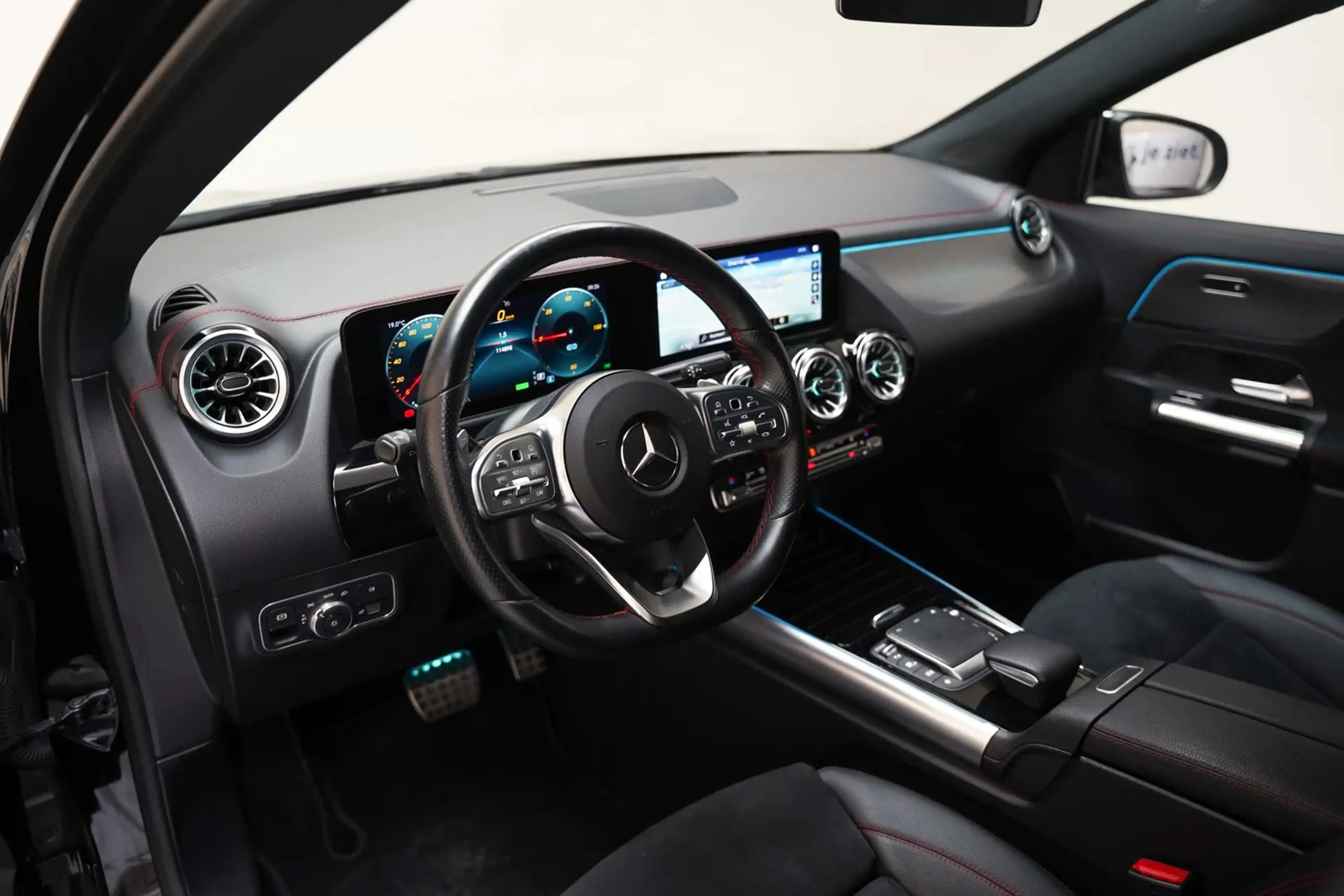 Mercedes-Benz EQA 250 AMG Business Solution 67kWh 3 fase [ LED Stoelverw — photo 15