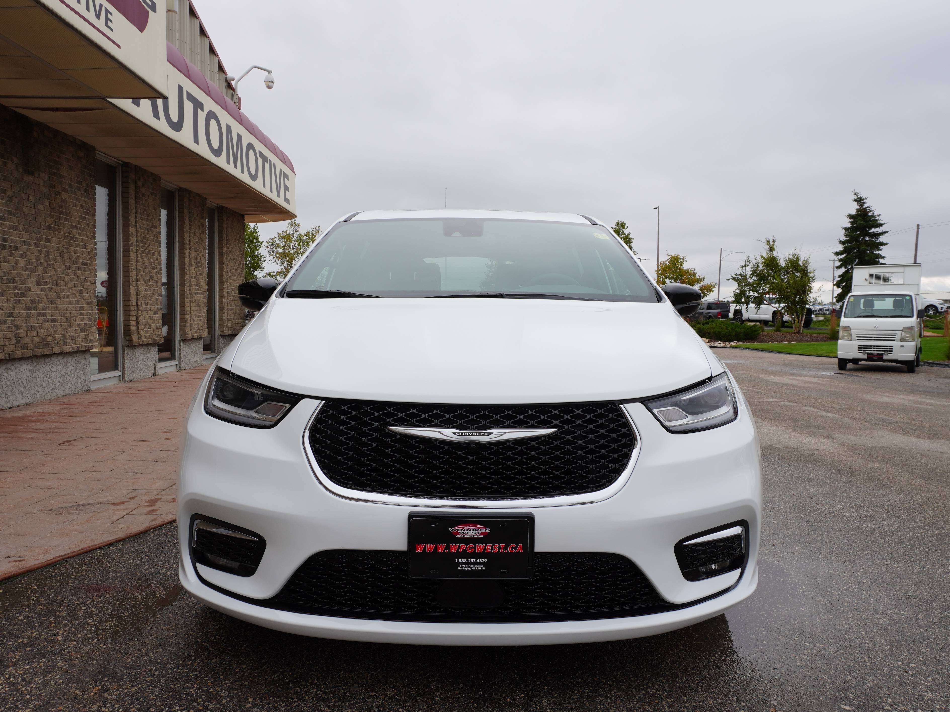 2026 Chrysler Pacifica