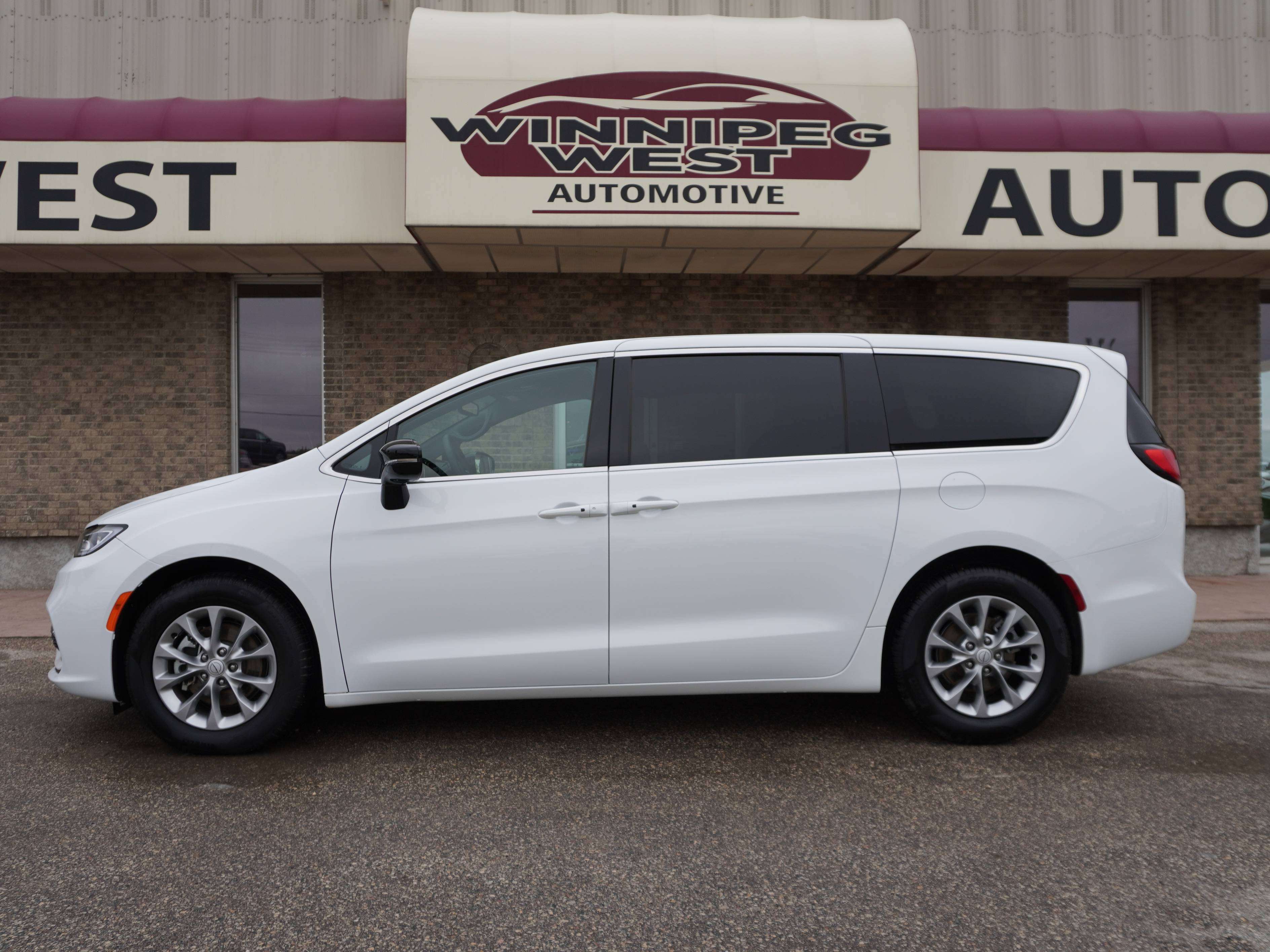 2026 Chrysler Pacifica