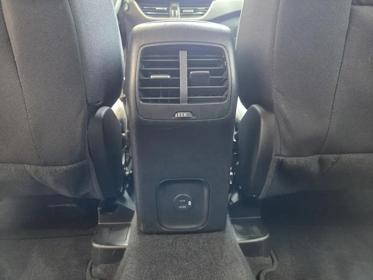Ford Escape photo Ford Escape