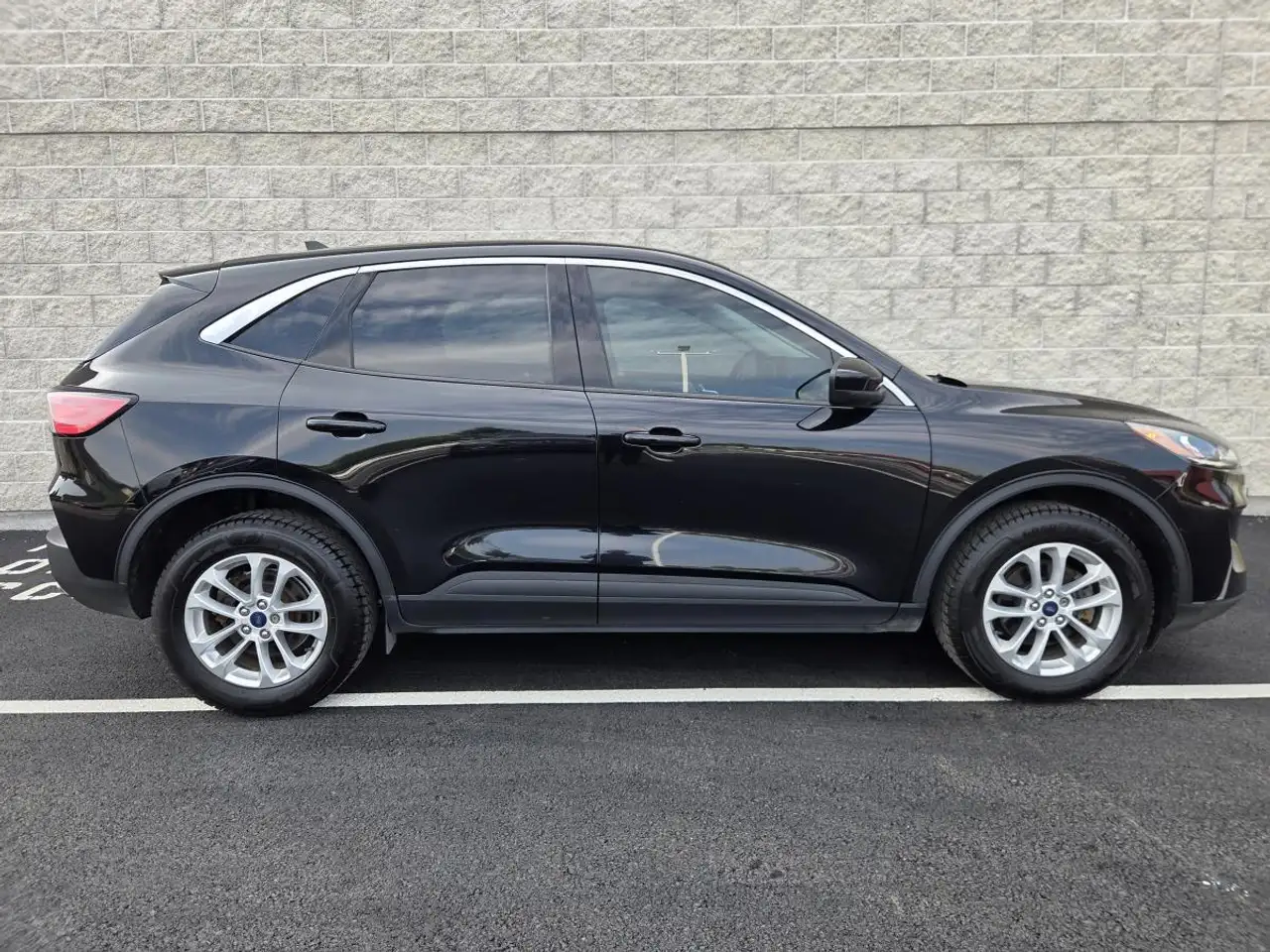 Ford Escape photo Ford Escape