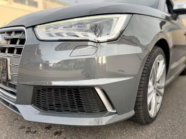Audi S1 Sportback 2.0 TFSI quattro