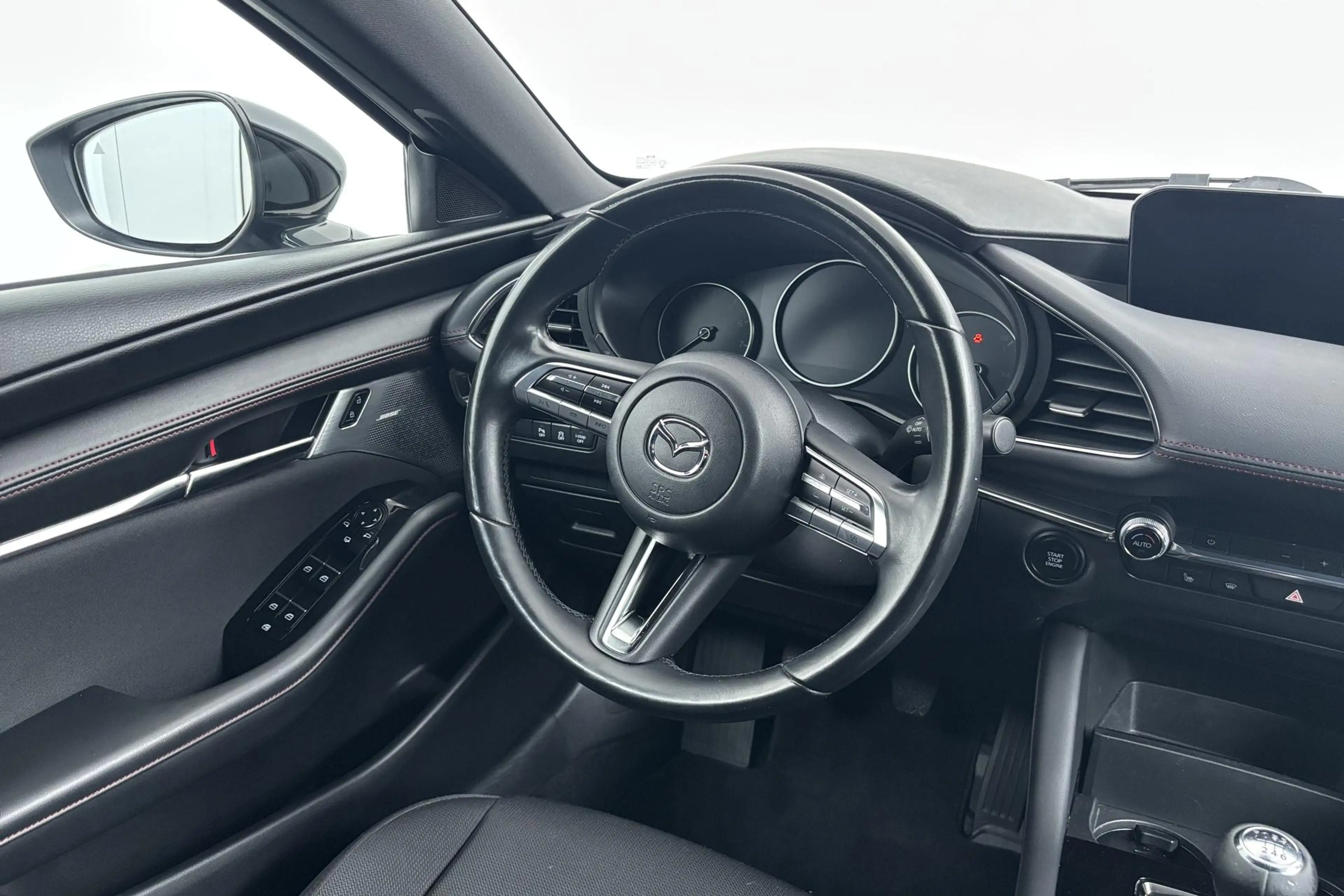 Mazda 3 2.0 e-SkyActiv-G M Hybrid 150 Sportive Verfijnde h — photo 39