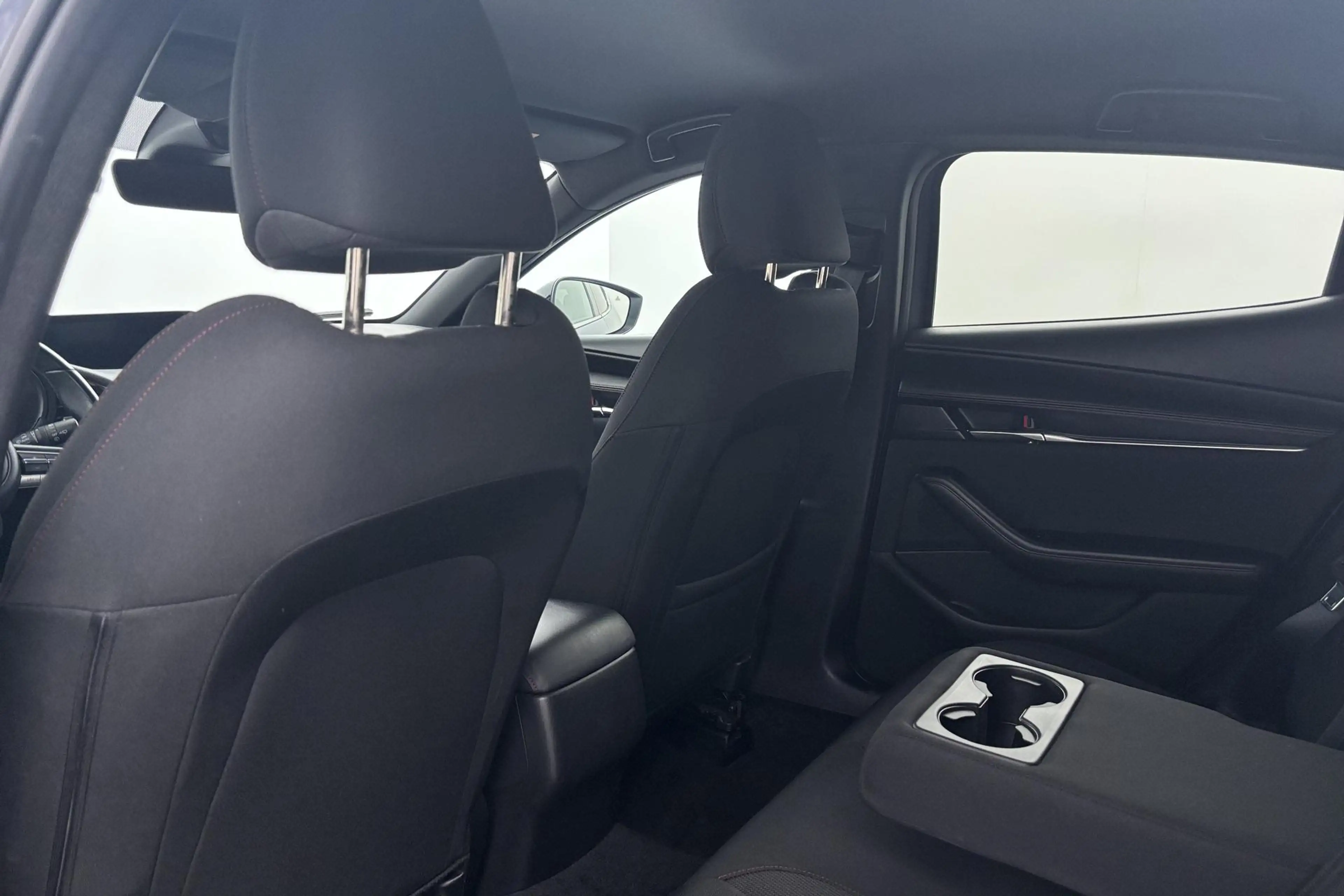 Mazda 3 2.0 e-SkyActiv-G M Hybrid 150 Sportive Verfijnde h — photo 23