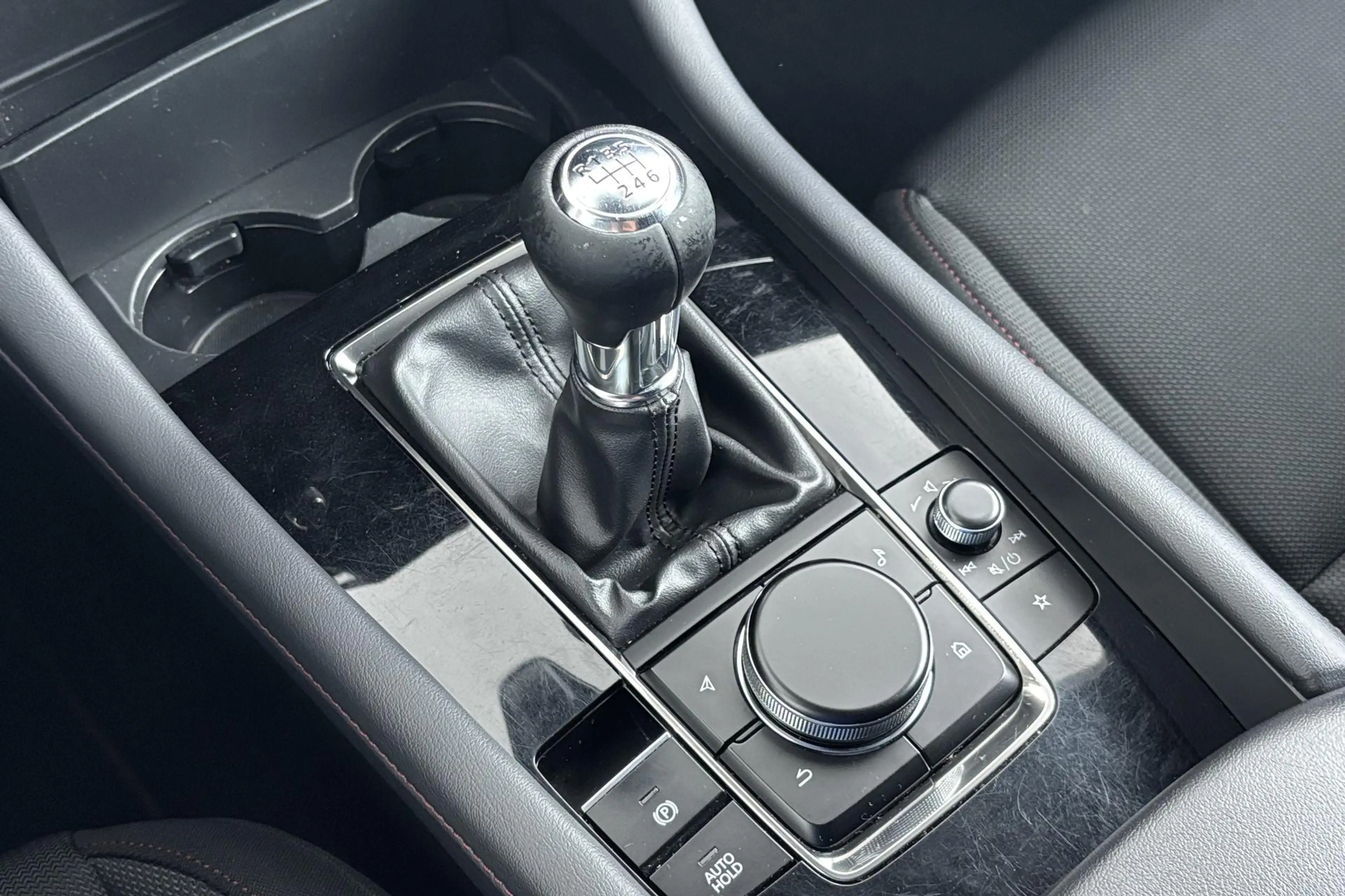 Mazda 3 2.0 e-SkyActiv-G M Hybrid 150 Sportive Verfijnde h — photo 20