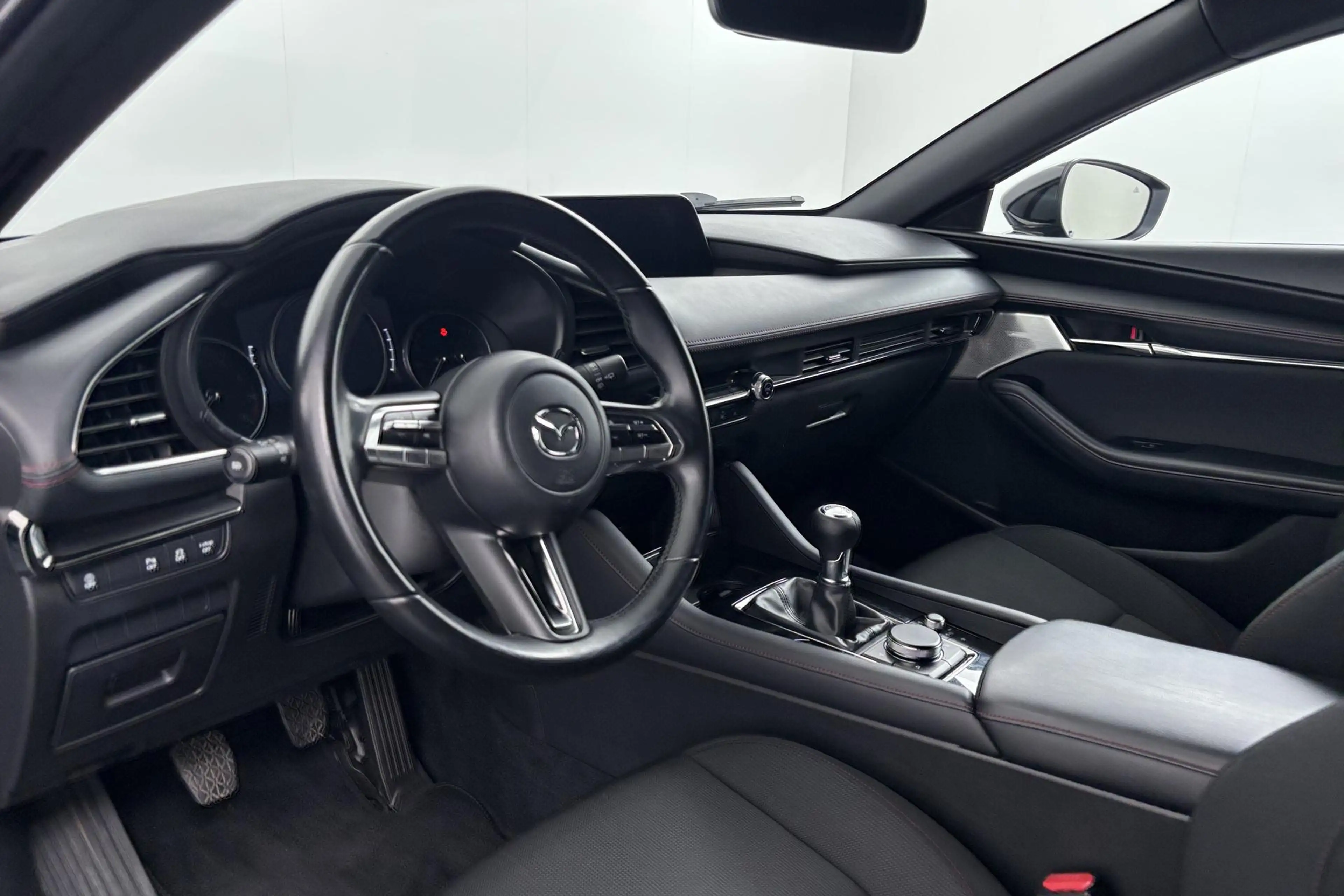 Mazda 3 2.0 e-SkyActiv-G M Hybrid 150 Sportive Verfijnde h — photo 2