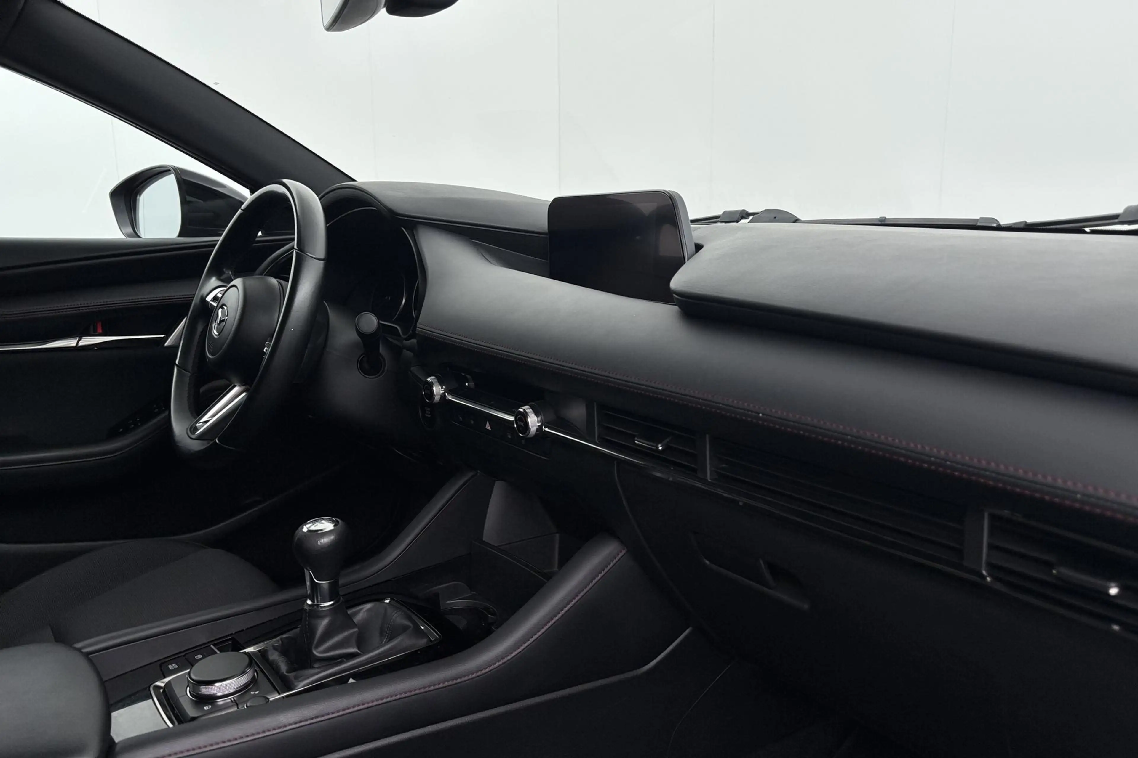 Mazda 3 2.0 e-SkyActiv-G M Hybrid 150 Sportive Verfijnde h — photo 38
