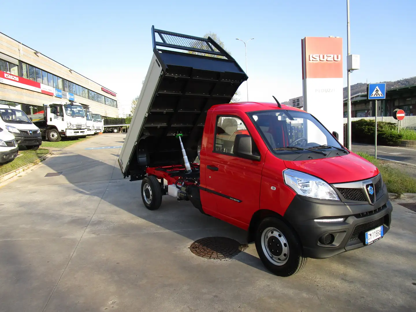 Piaggio Porter NP6 SW CASSONE RIBALTABILE bijela - 1