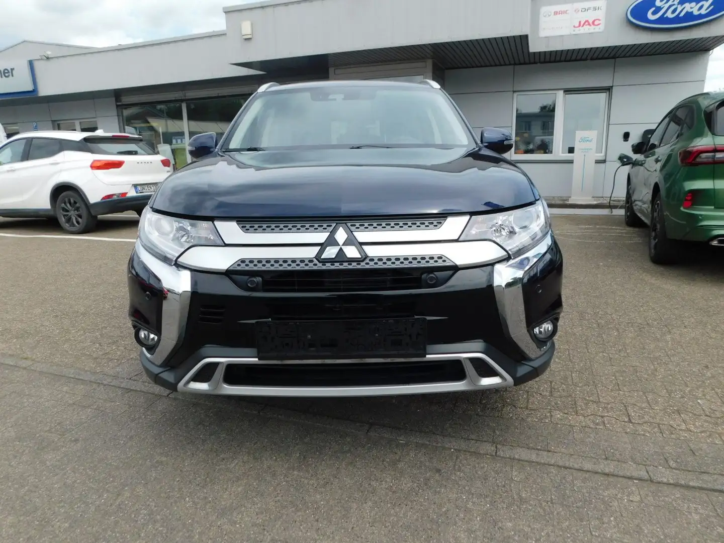 Mitsubishi Outlander 2.0 MIVEC Autom. Allrad ClearTec 4WD Azul - 2