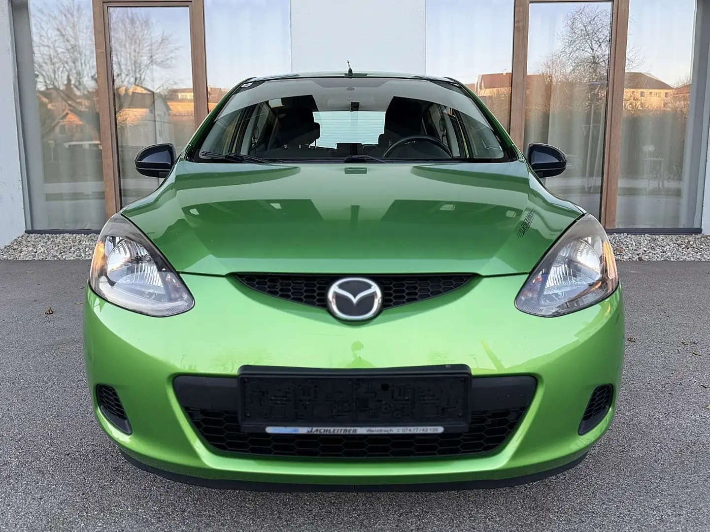 Mazda 2 Mazda2 1,3i CE Plus *Pickerl 08/26+4Mo*Top Zust... Grün - 2