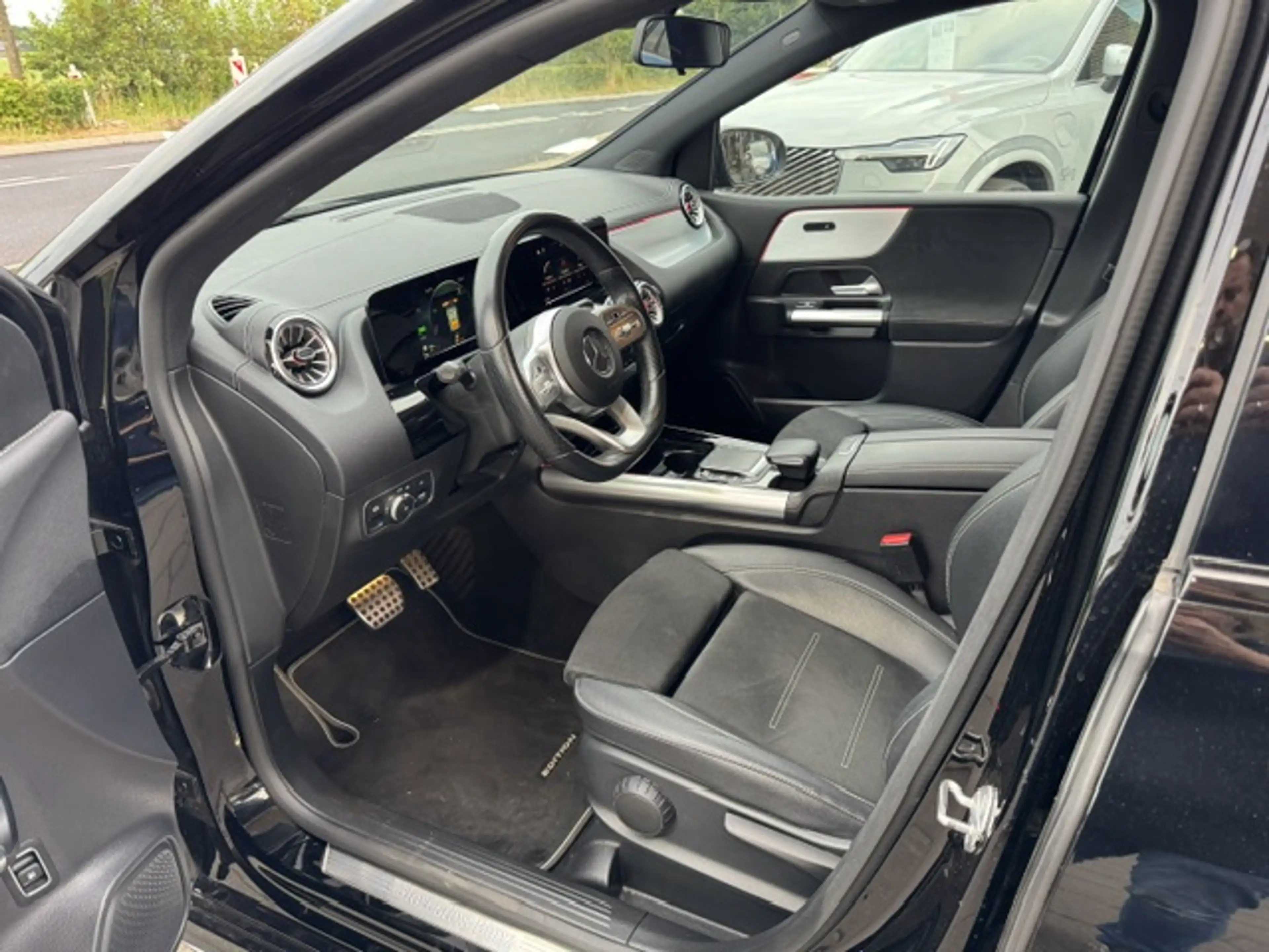Mercedes-Benz B 250 B250 e 218PK 8G-DCT Business Solution AMG Limited — photo 7