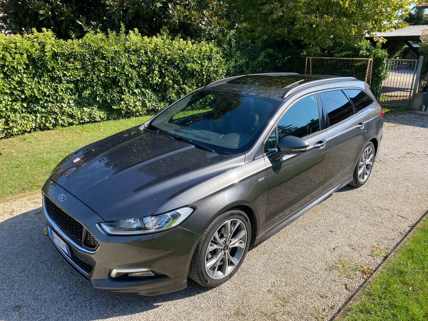 Ford Mondeo Mondeo IV 2015 SW SW 2.0 tdci ST-Line Business s Argent - 1