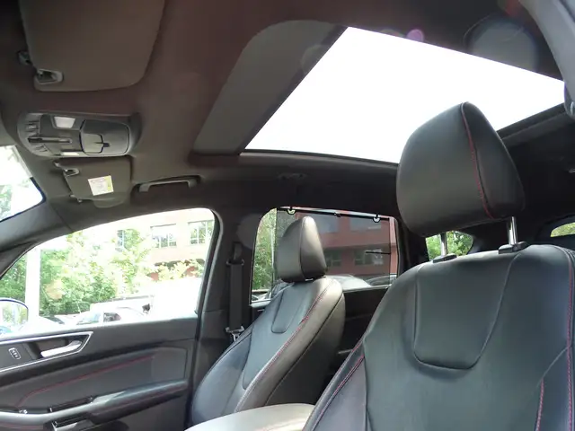 Ford S-Max view 14