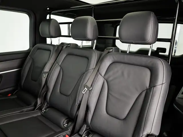 Mercedes-Benz V-Class view 11