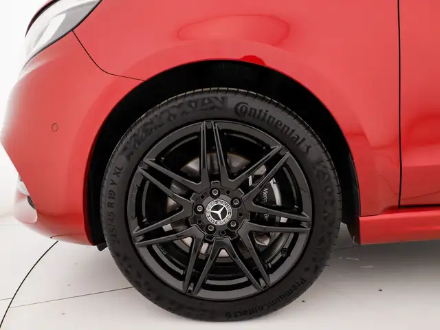 Mercedes-Benz V-Class view 7