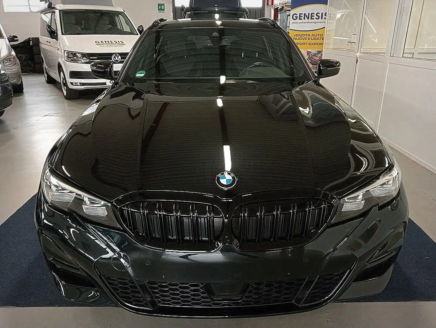 BMW 320 MHEV XDrive MSPORT SHADOW 18 LED VIRTUAL M-SPORT Чорний - 2